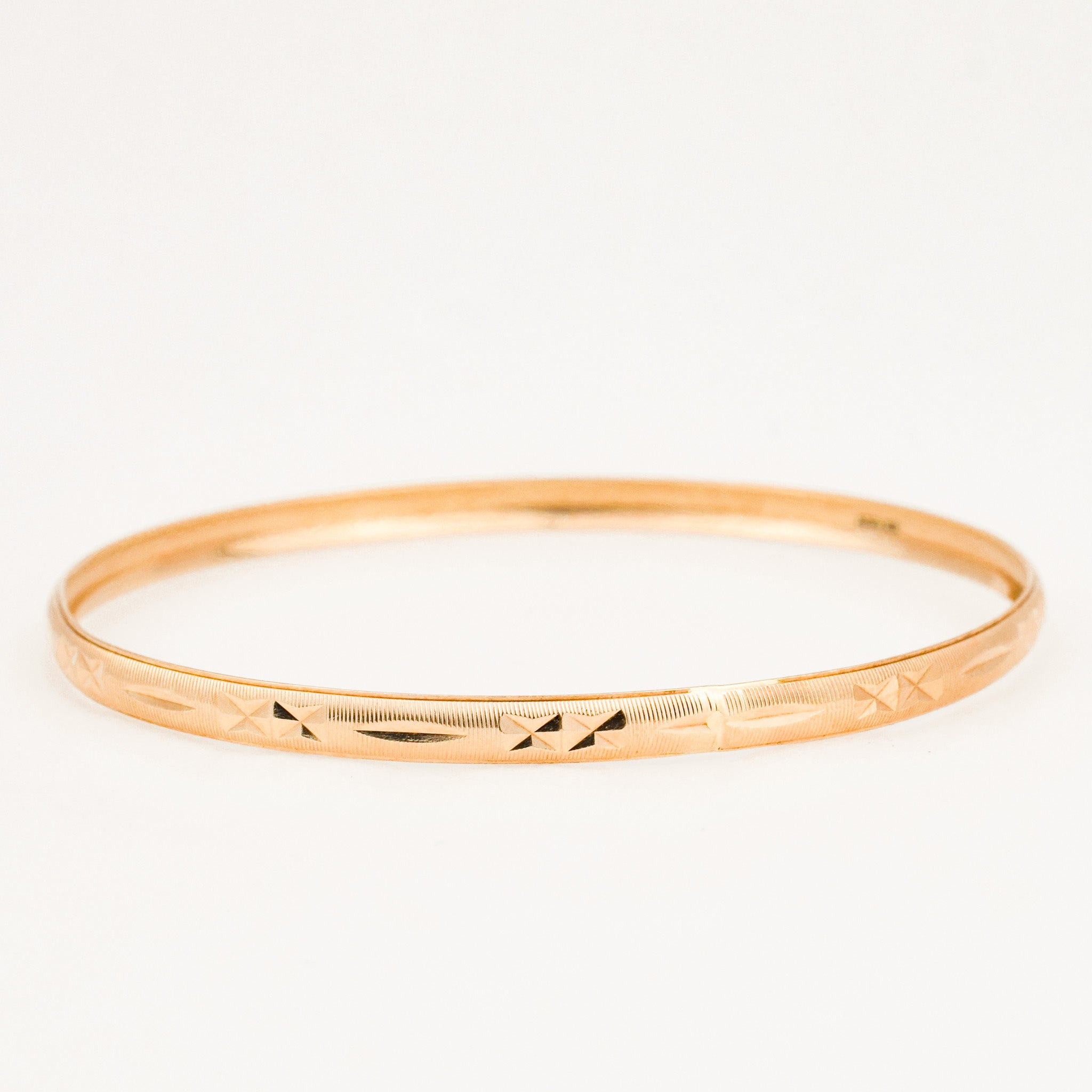 65.3 mm Etched Gold Bangle Bracelet