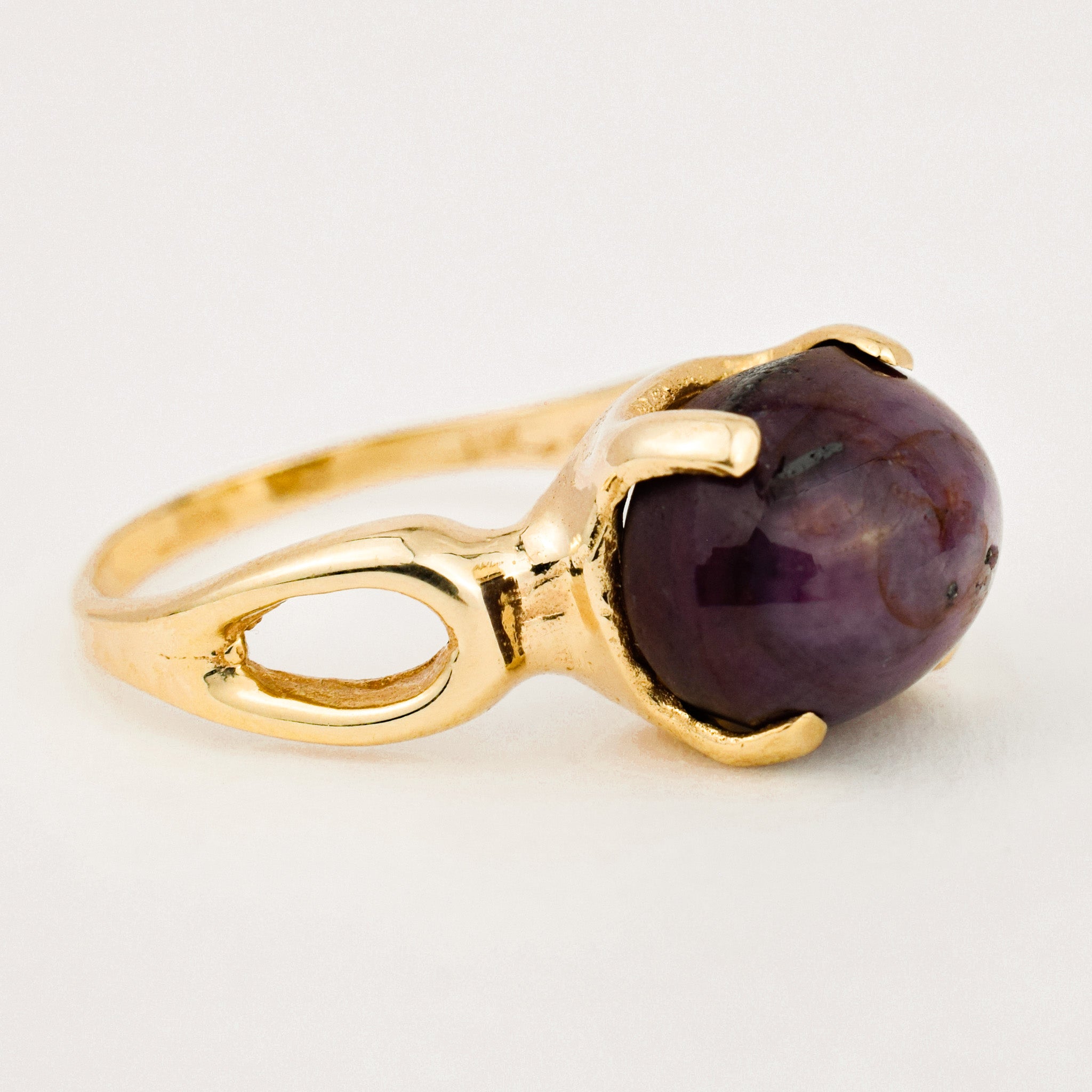 vintage Natural Star Ruby Cabochon Ring