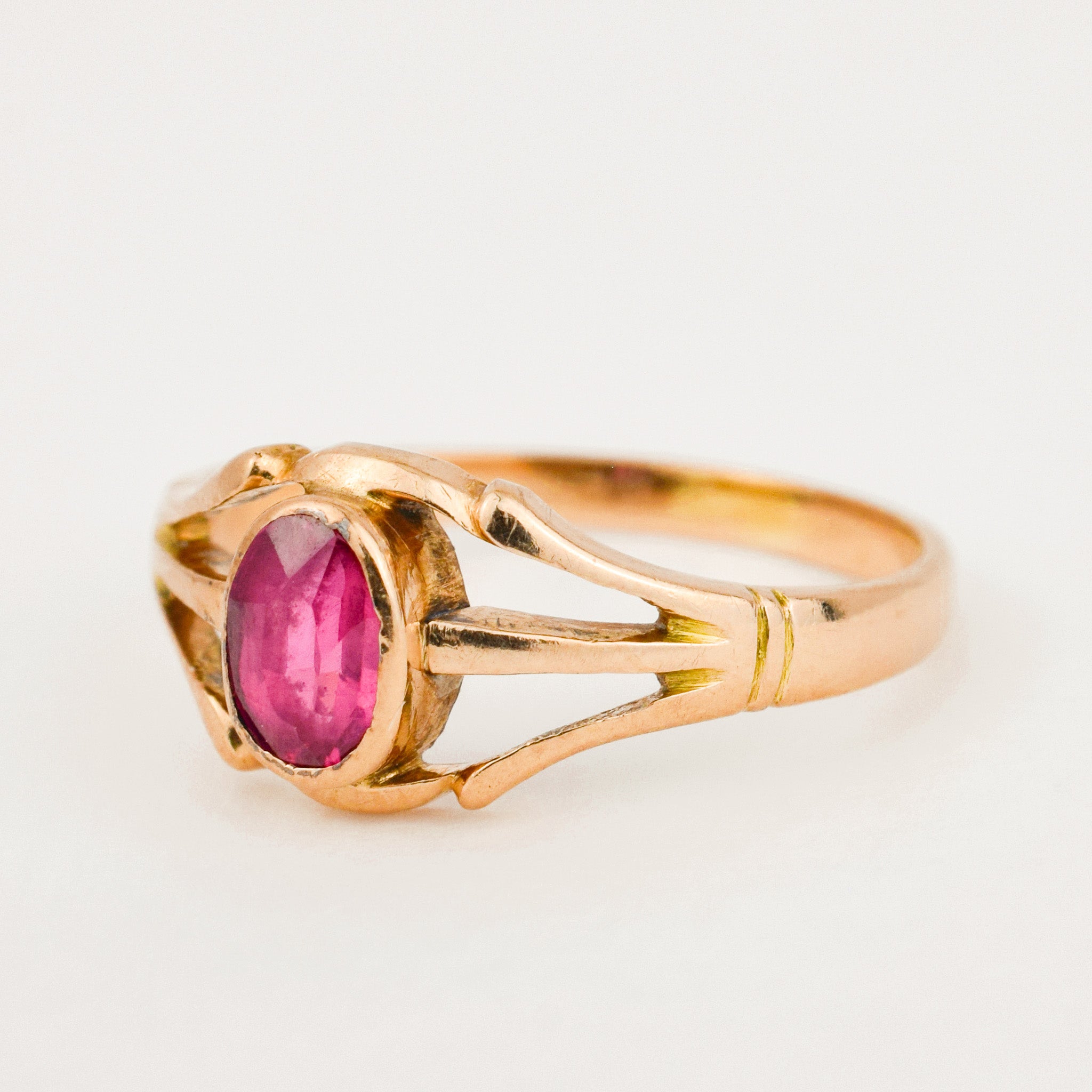 vintage gold synthetic ruby ring 