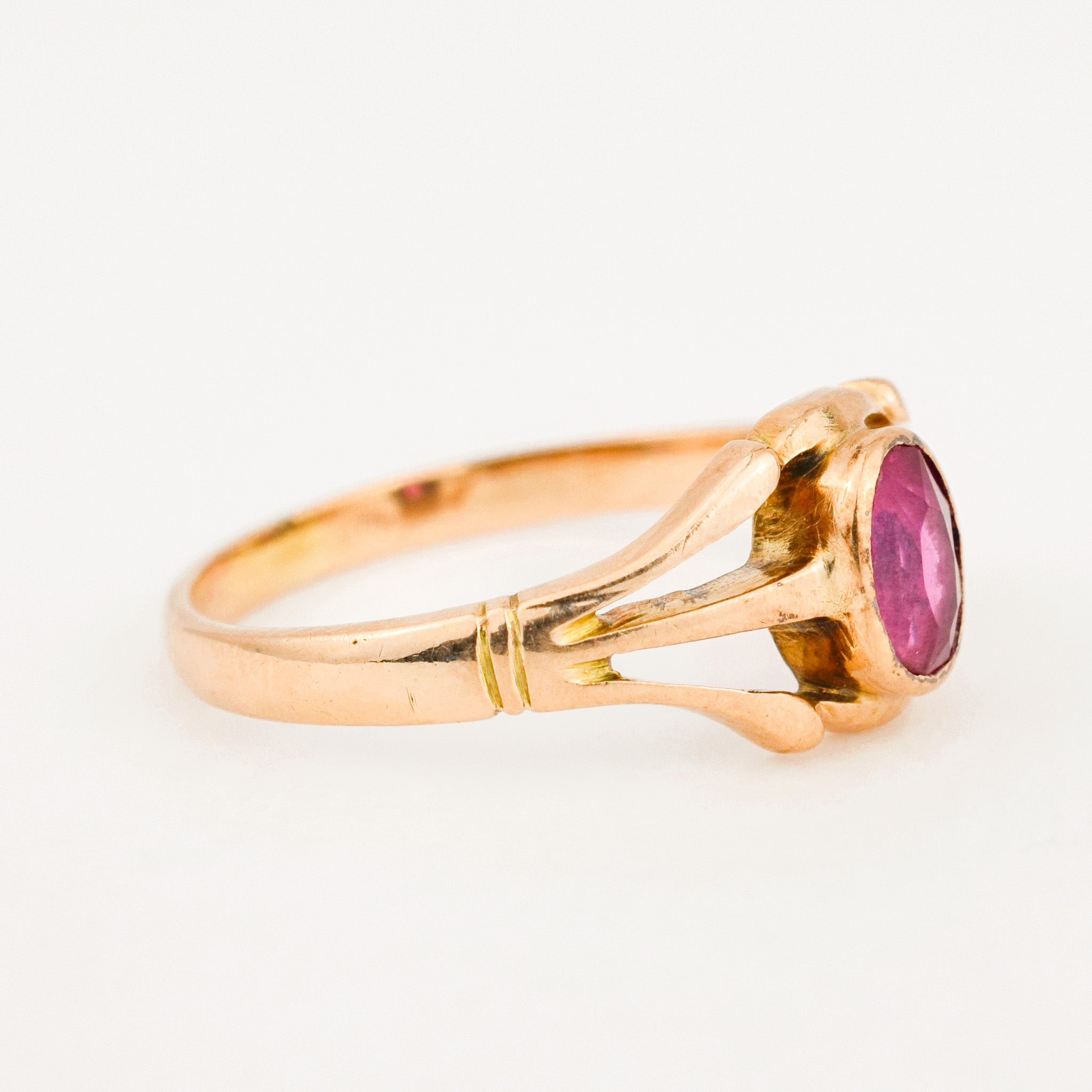 vintage gold synthetic ruby ring 