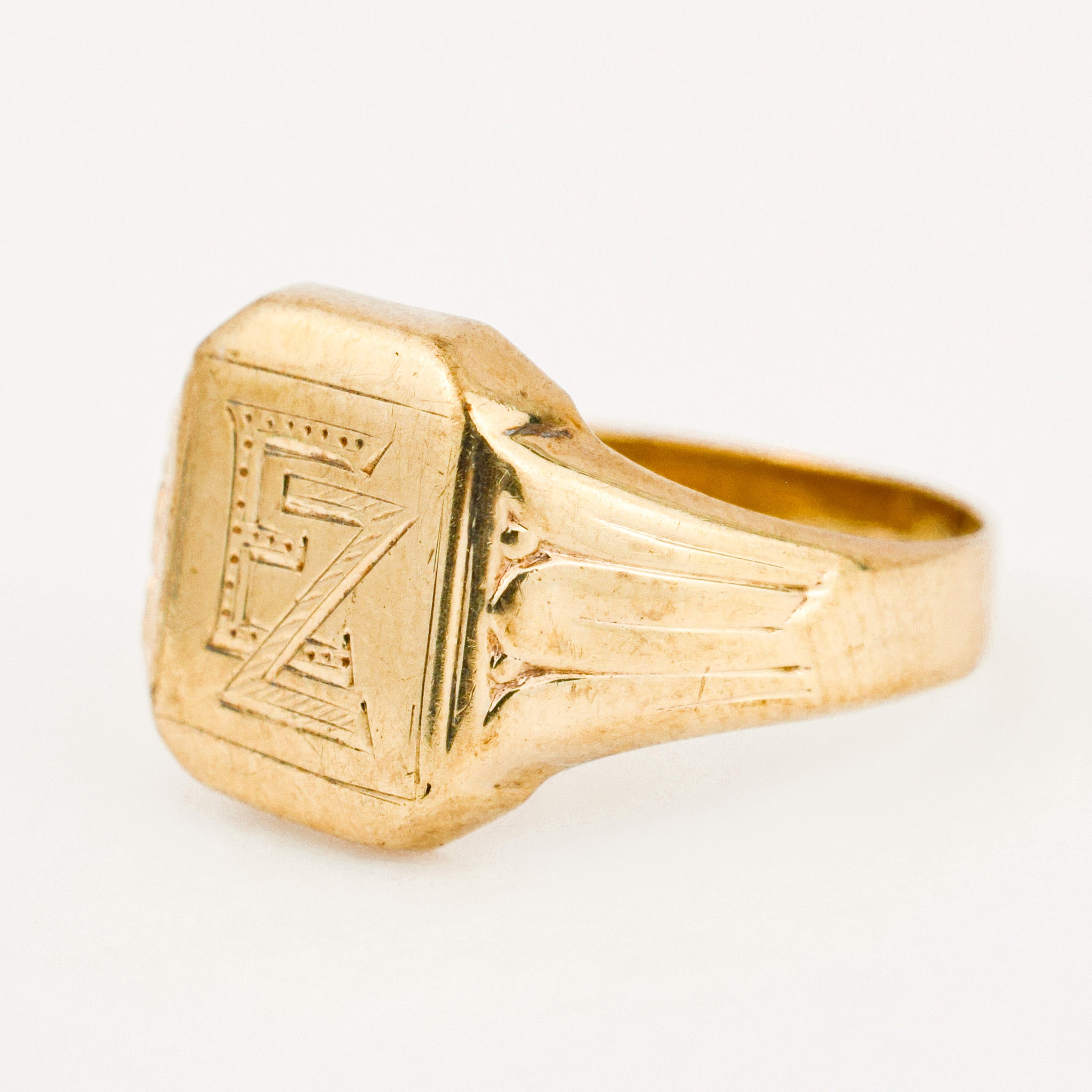 vintage gold 'EZ' Signet Ring