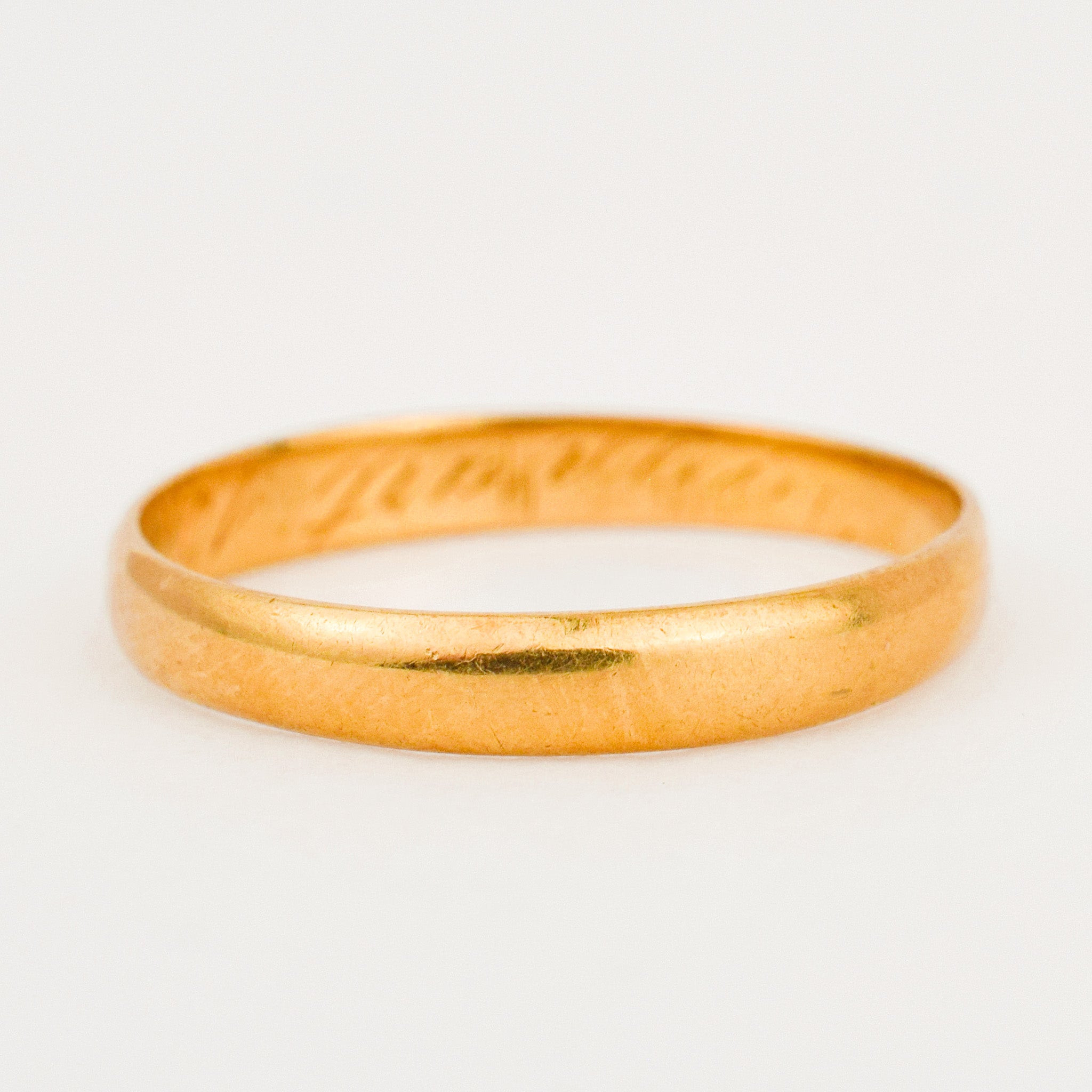 2.9 mm Buttery Gold Band