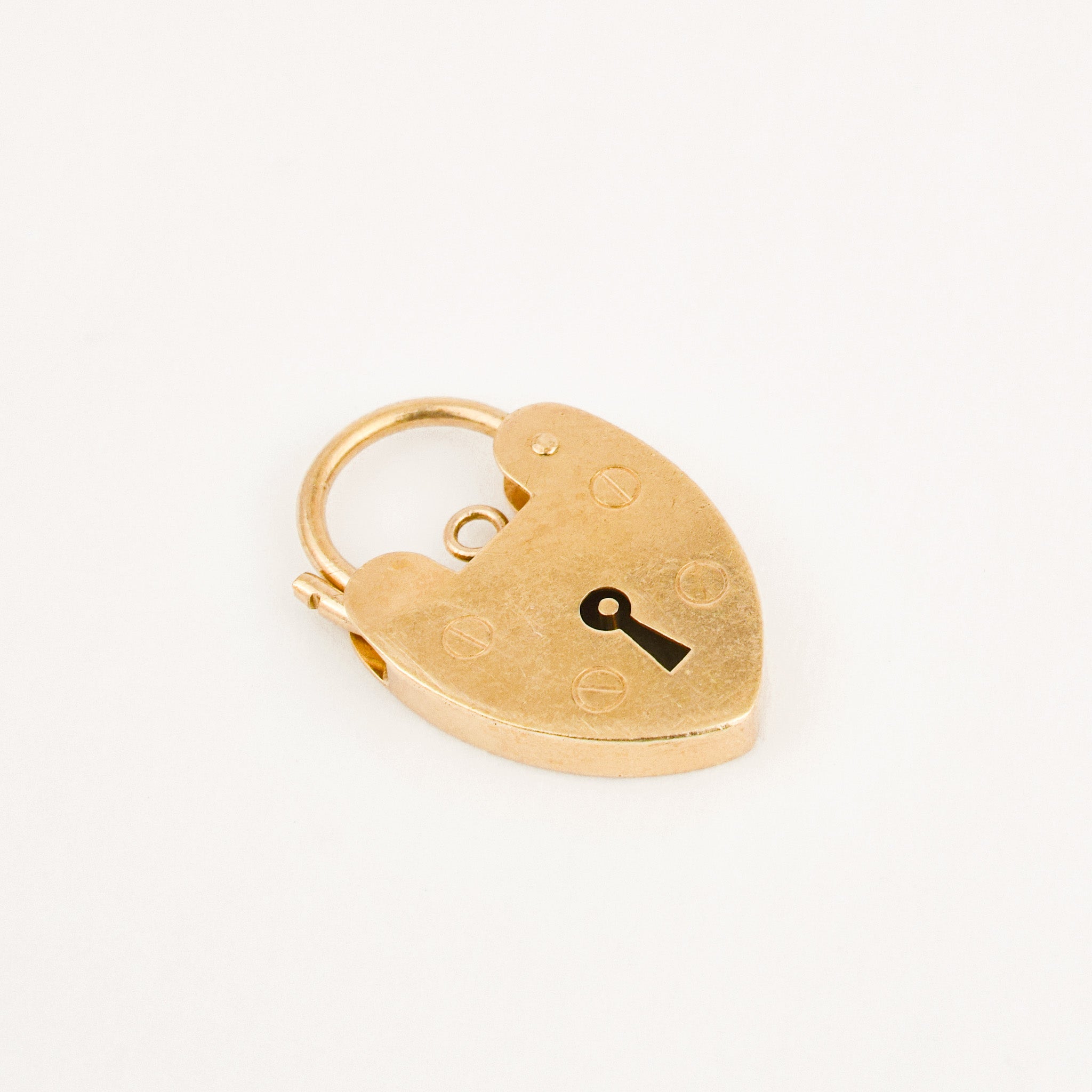 Gold heart padlock clasp deals