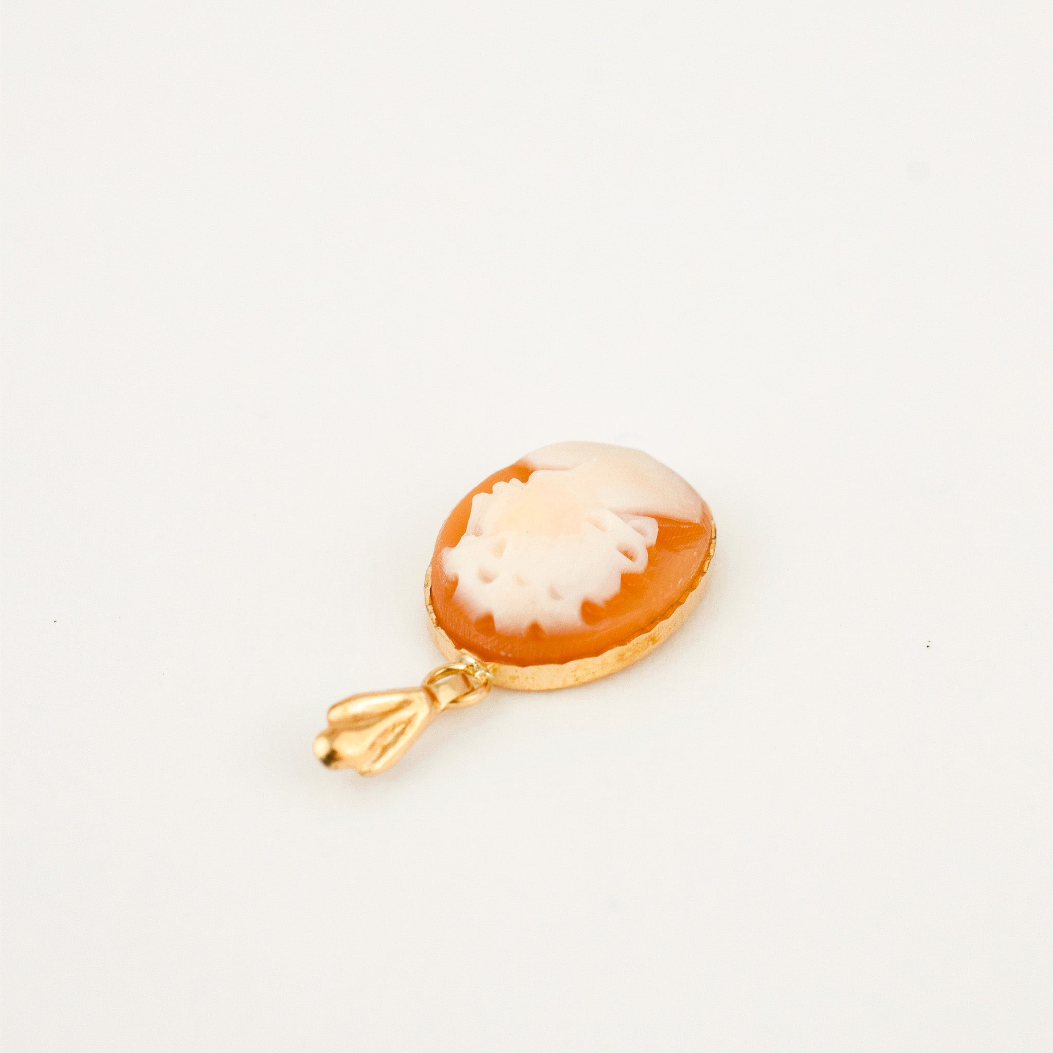 Classic Shell Cameo Pendant