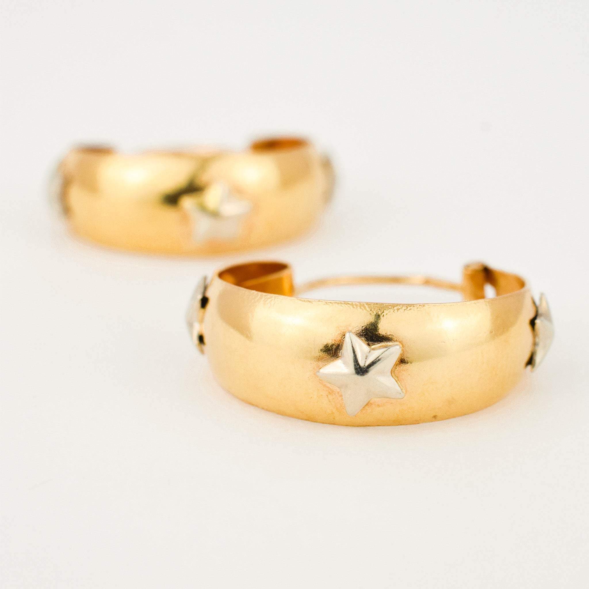 vintage 18k star hoop earrings