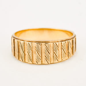 vintage 6.6mm Linear Gold Band