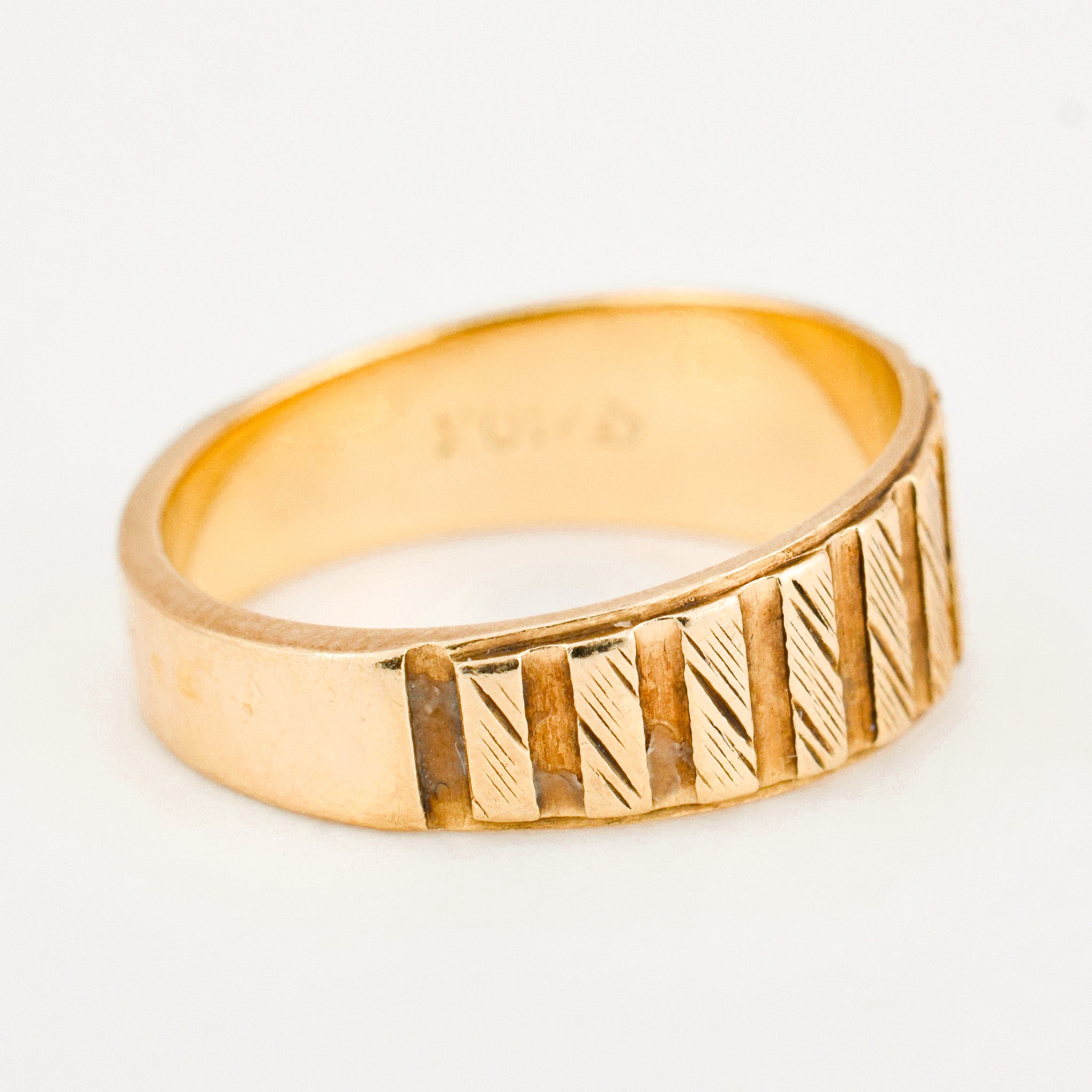 vintage 6.6mm Linear Gold Band