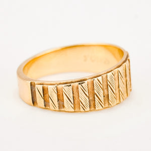 vintage 6.6mm Linear Gold Band