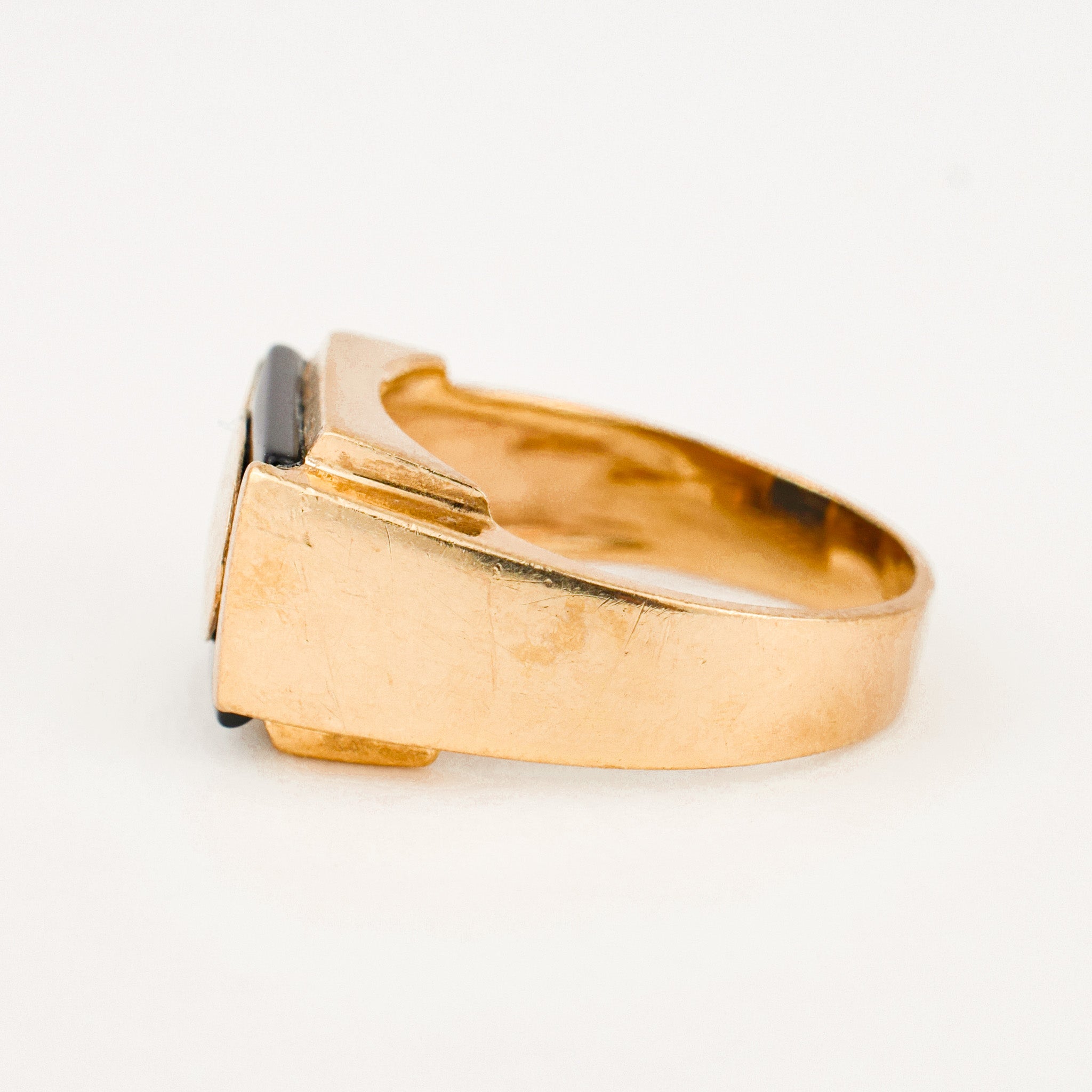 vintage onyx 'g' signet ring 