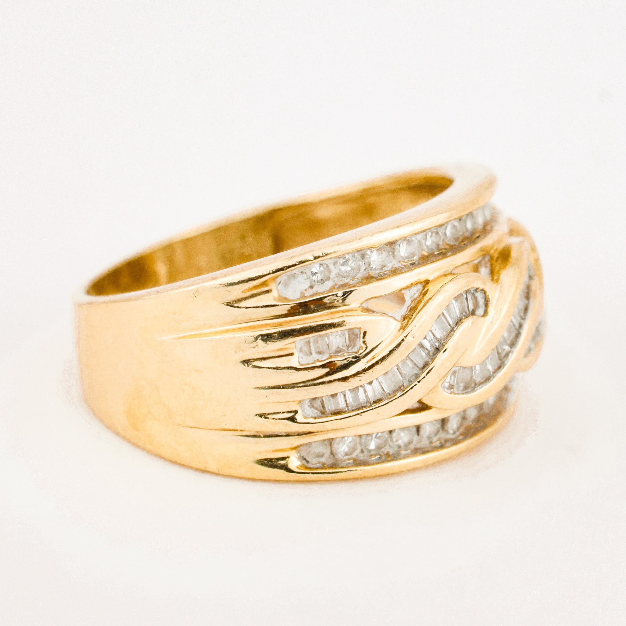 vintage Diamond Wave Band