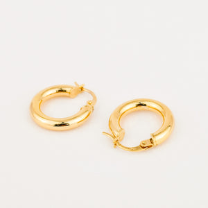 vintage 17.5mm Classic Gold Hoops