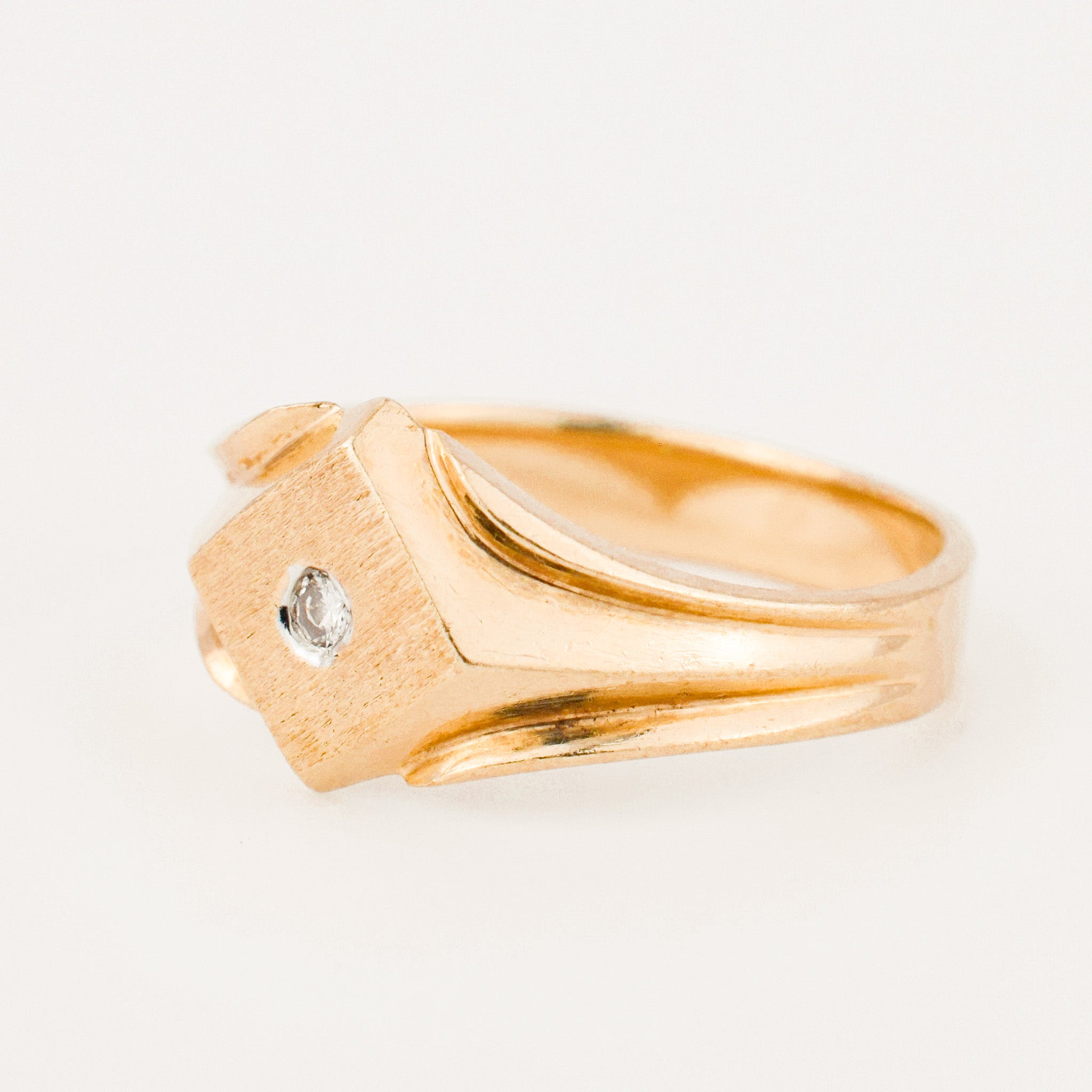 Rhombus Shaped Diamond Ring