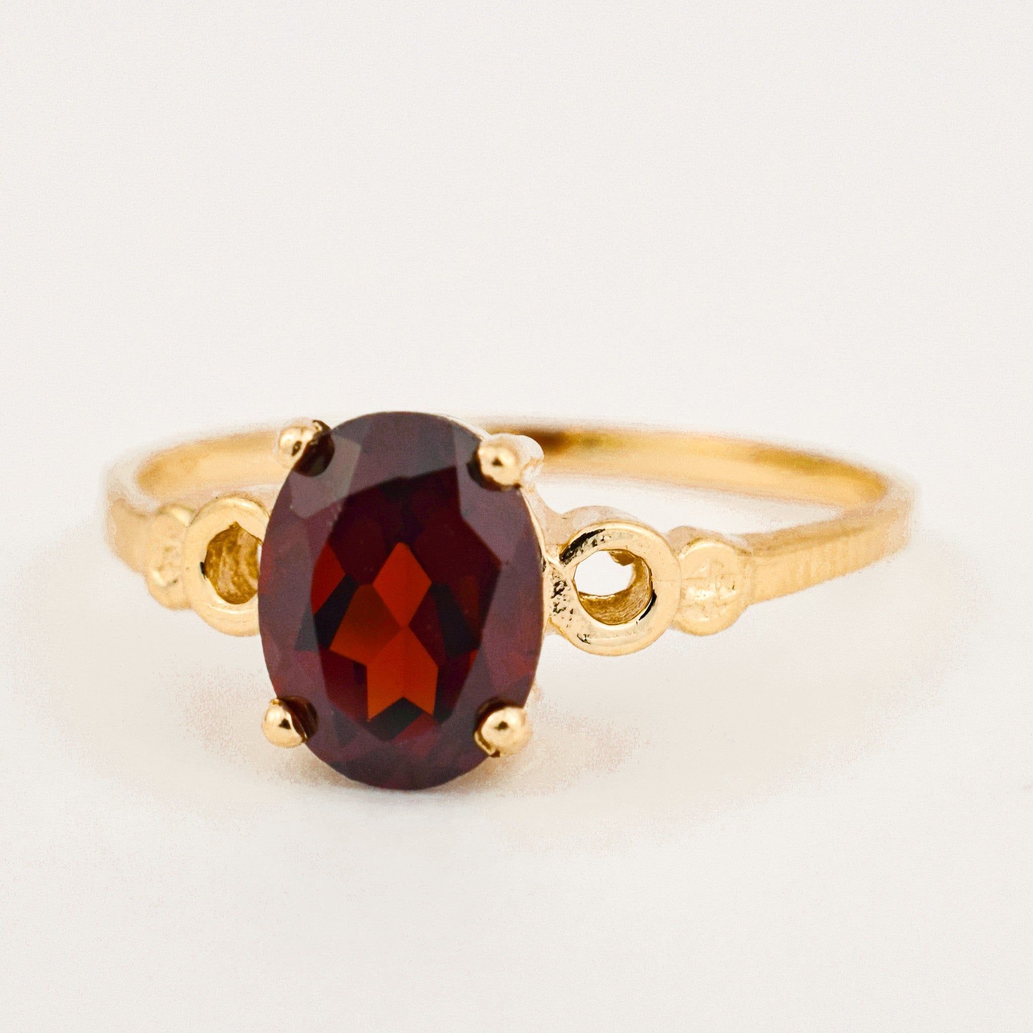 Solitaire Garnet Ring