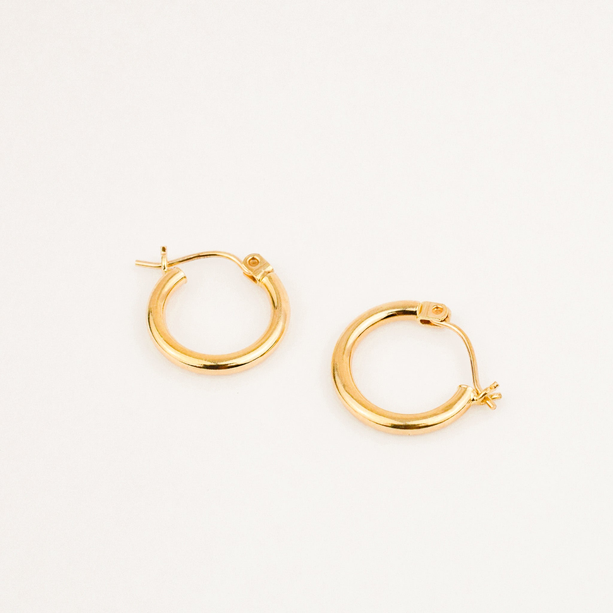 vintage 14mm Classic Gold Hoops