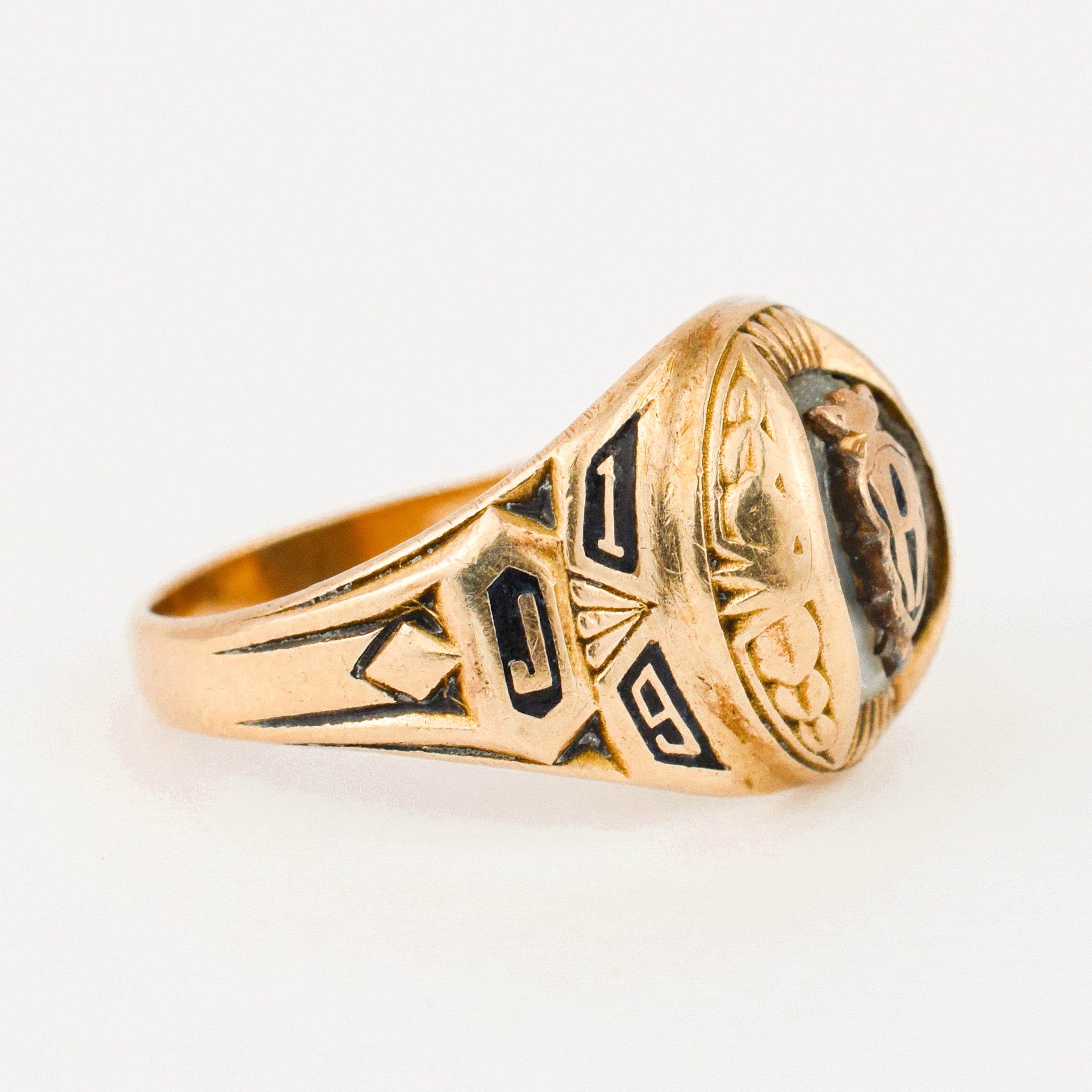 vintage 'R' Jostens 1973 school ring