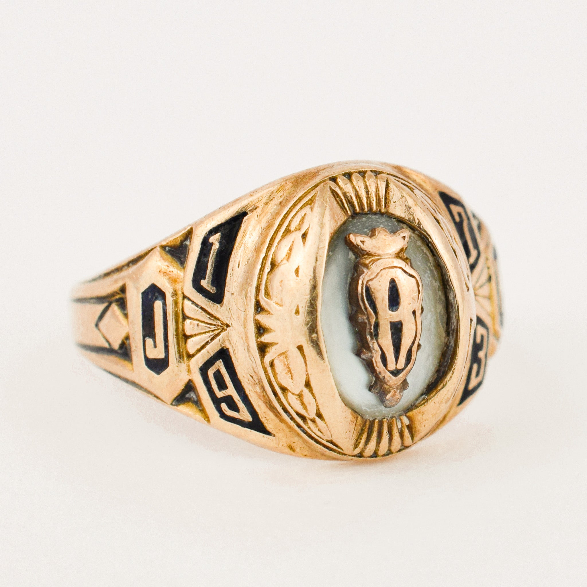 vintage 'R' Jostens 1973 school ring