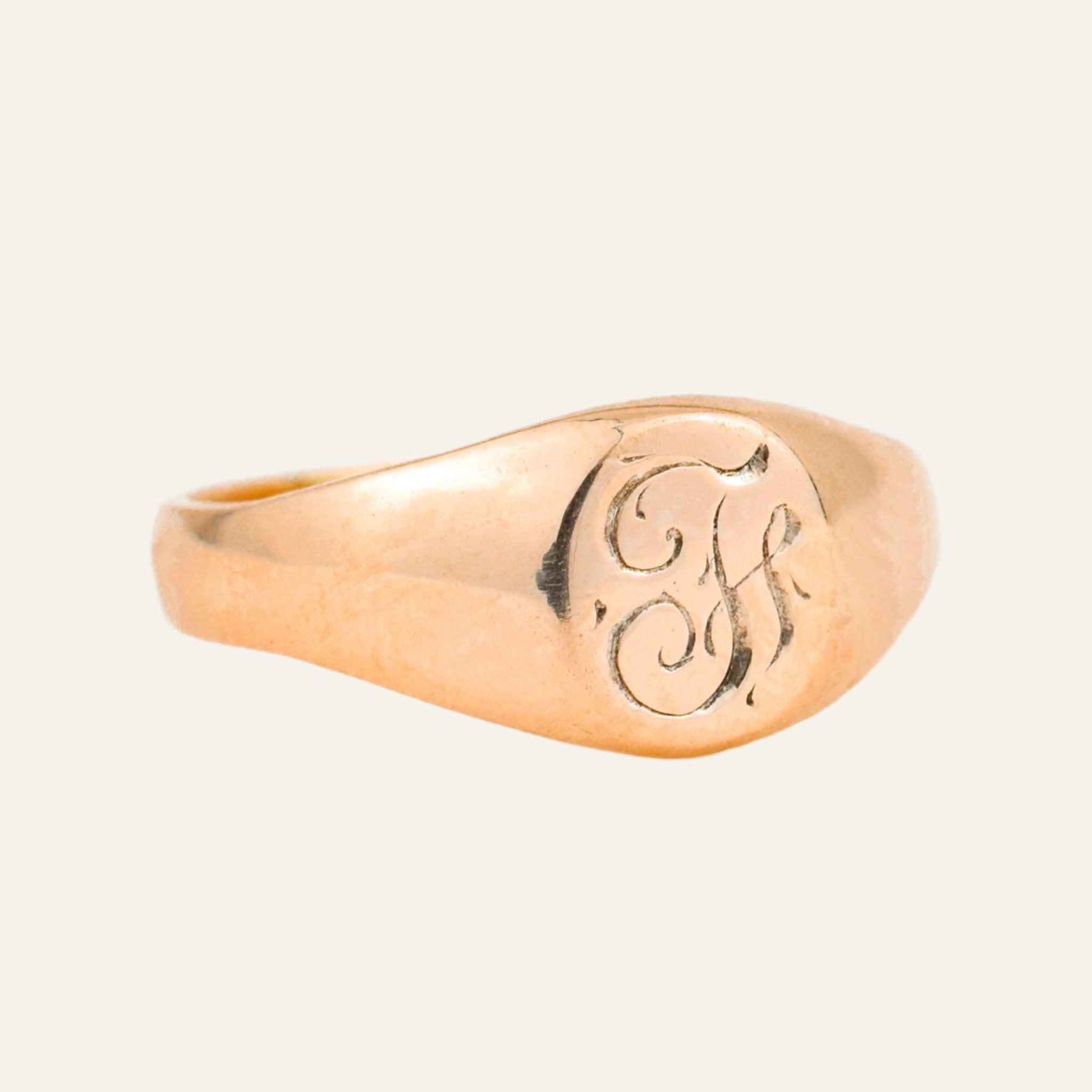 'F' Signet Ring