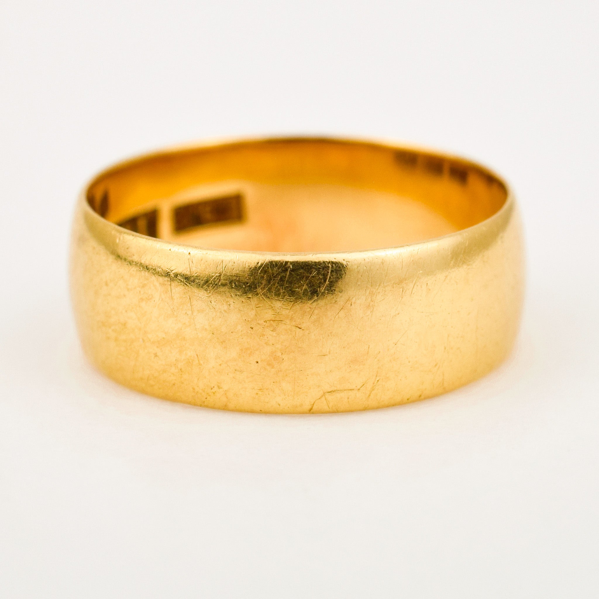 6.8 mm Buttery Gold Band