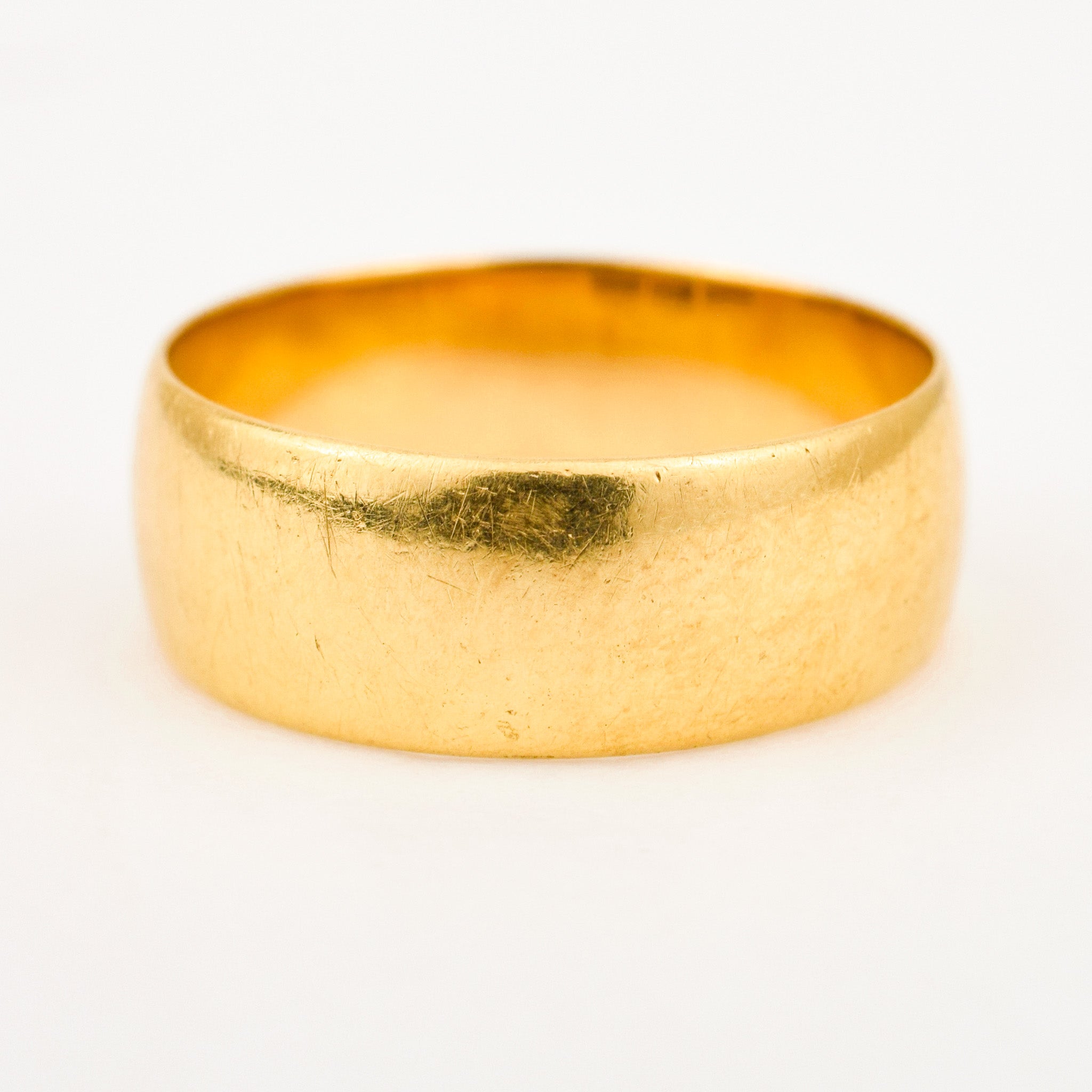 6.8 mm Buttery Gold Band
