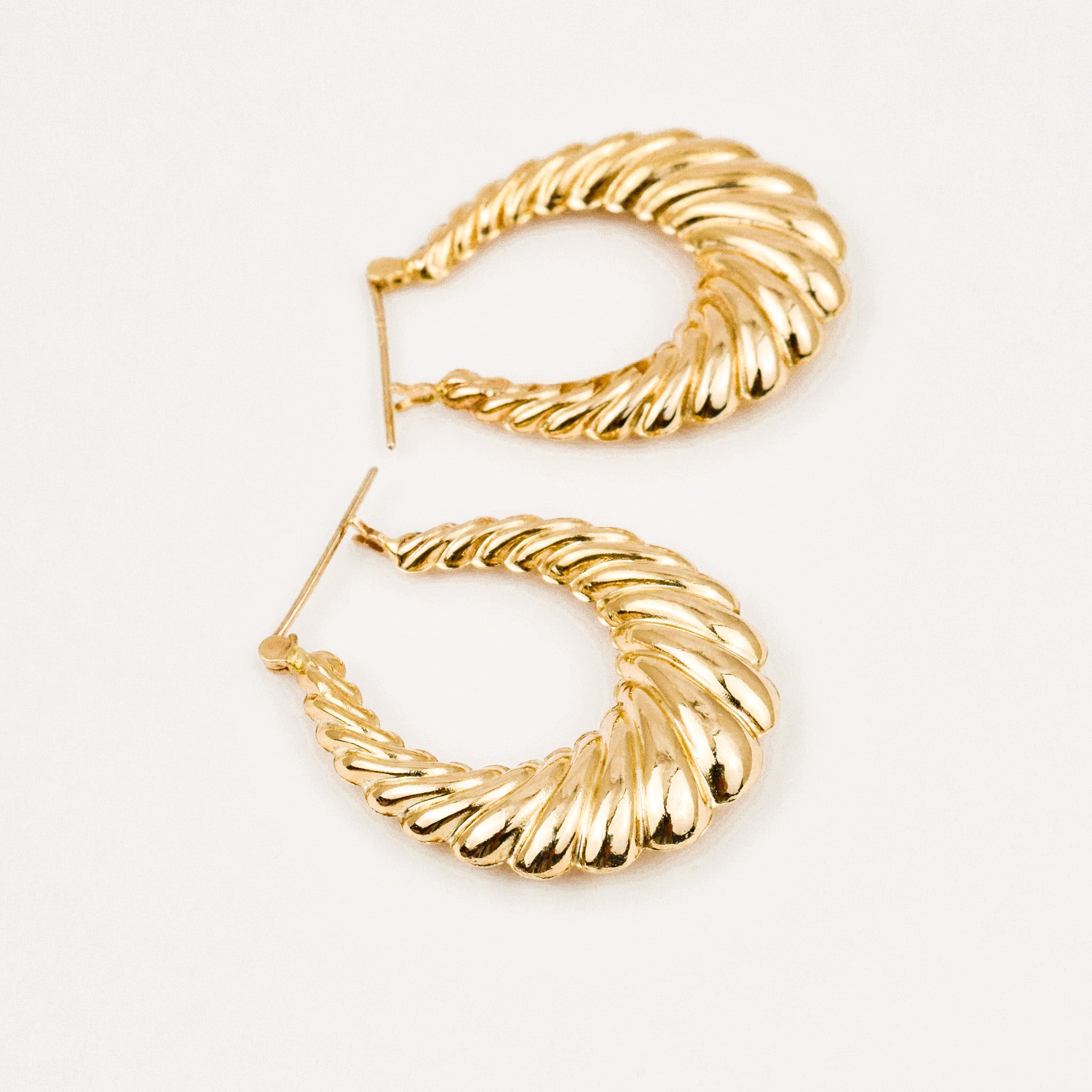 32mm Large Oval Twist Hoops
