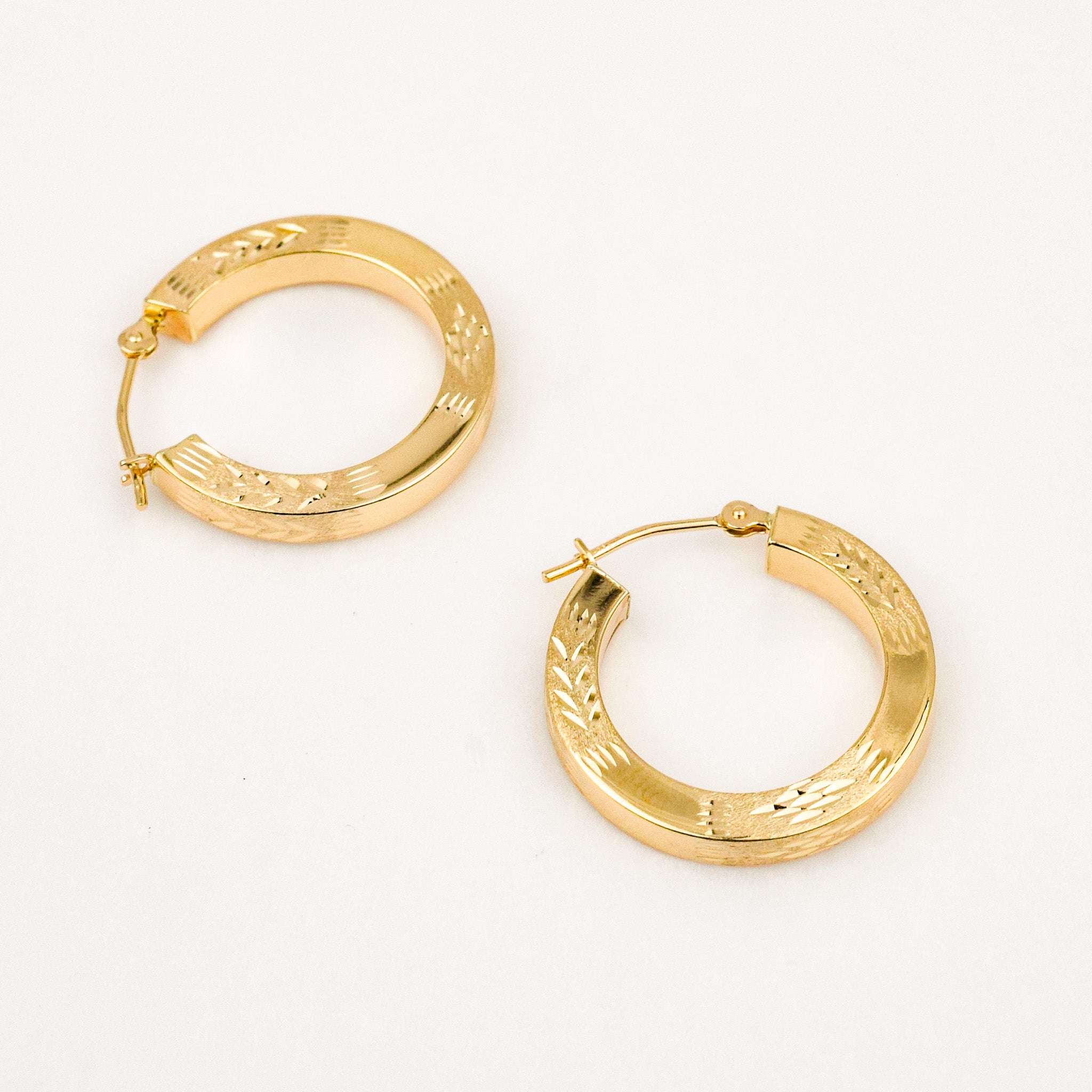 
Vintage gold 20.2mm Laser Cut Hoops