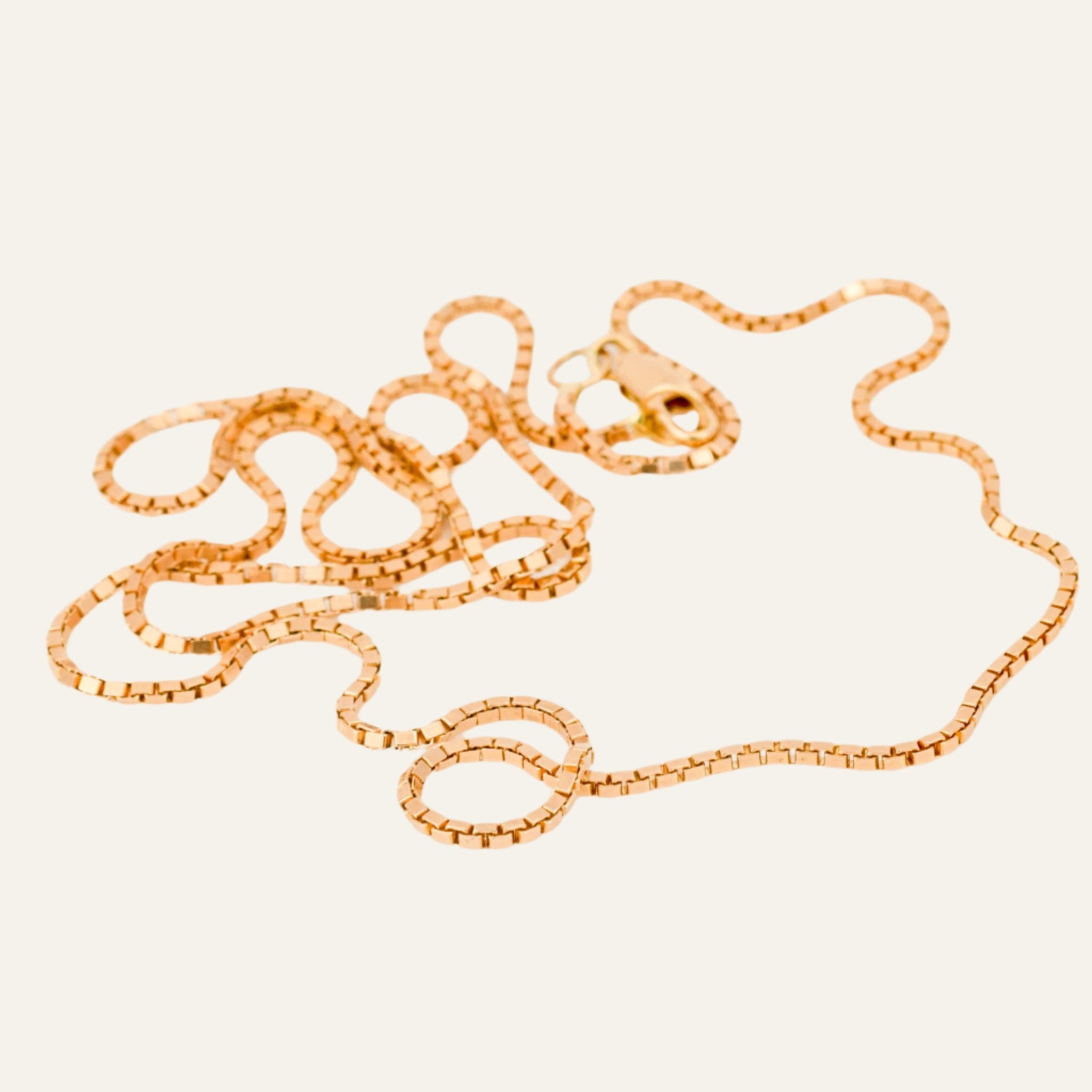 19" Box Link Chain Necklace