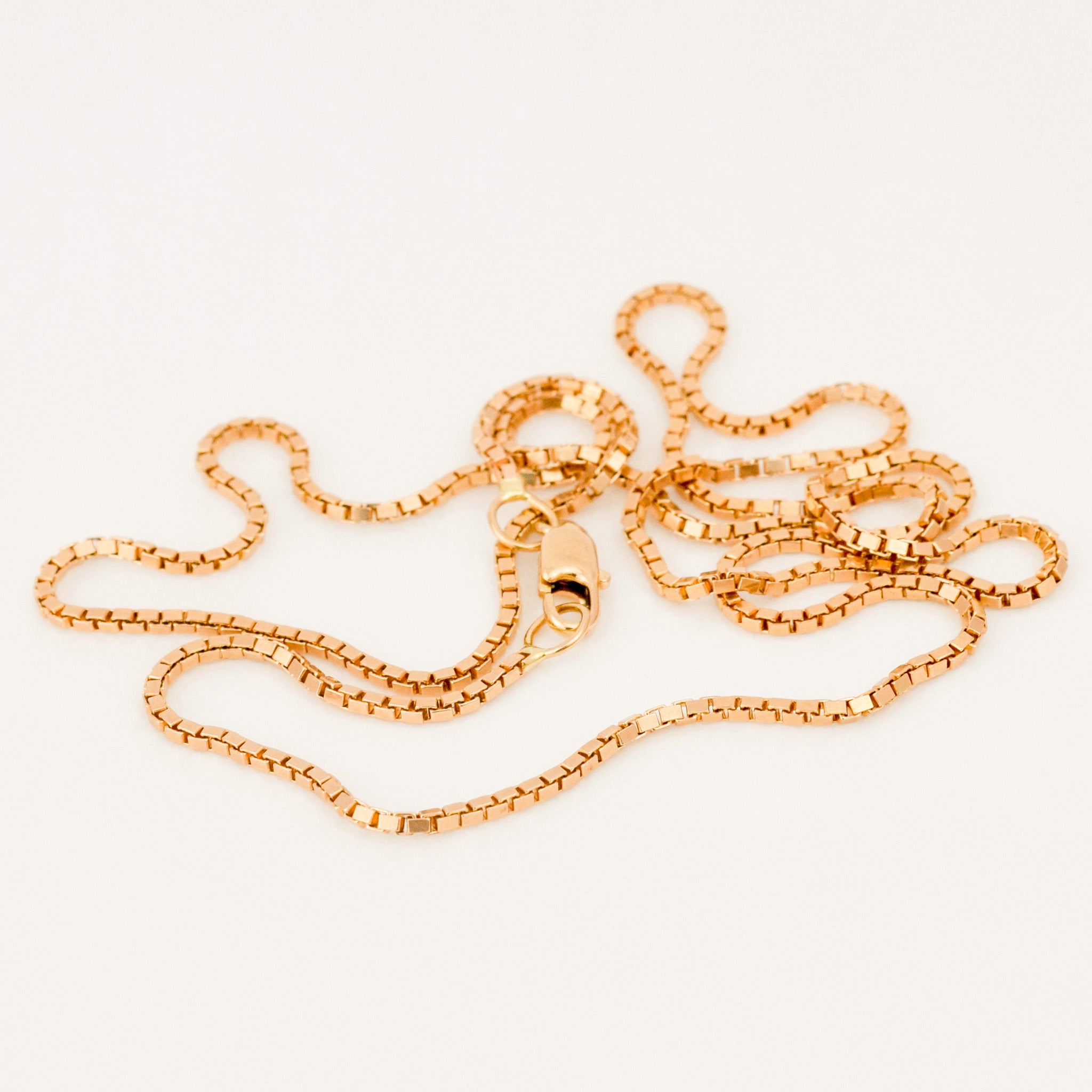 19" Box Link Chain Necklace