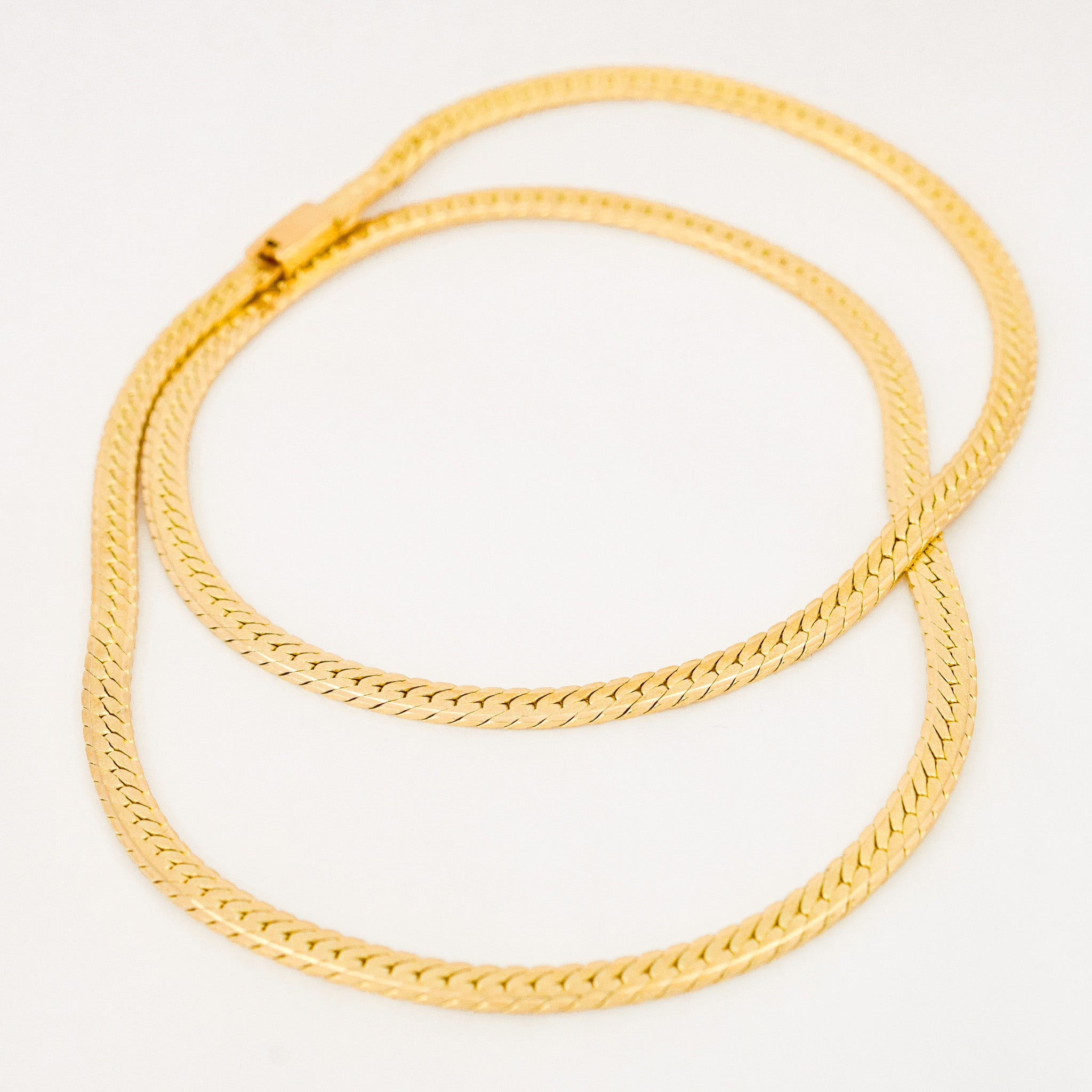 vintage 14k 18” Sleek Herringbone Necklace
