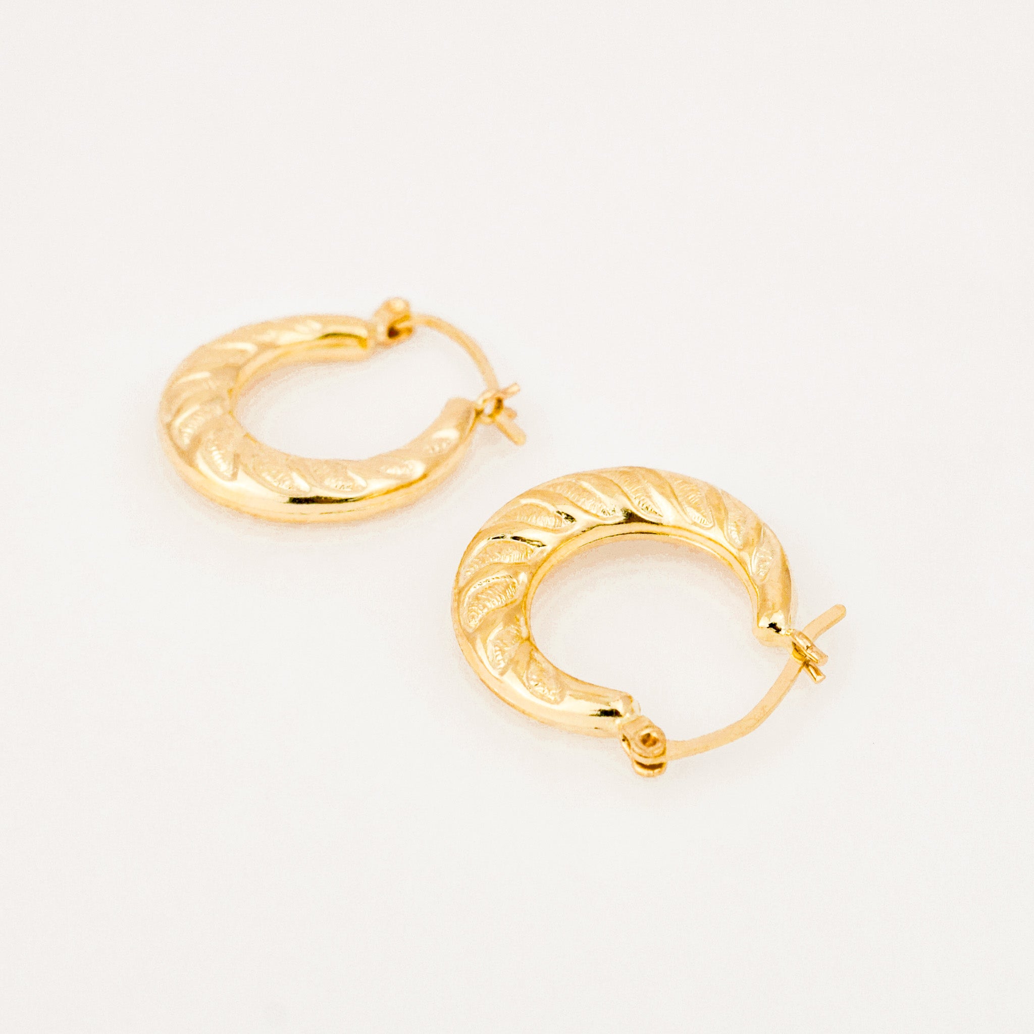 vintage 14k 22mm Rope Detail Hoops