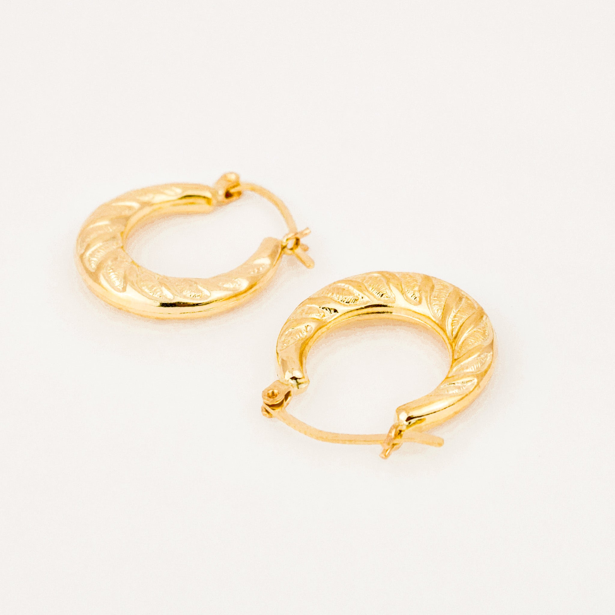 vintage 14k 22mm Rope Detail Hoops