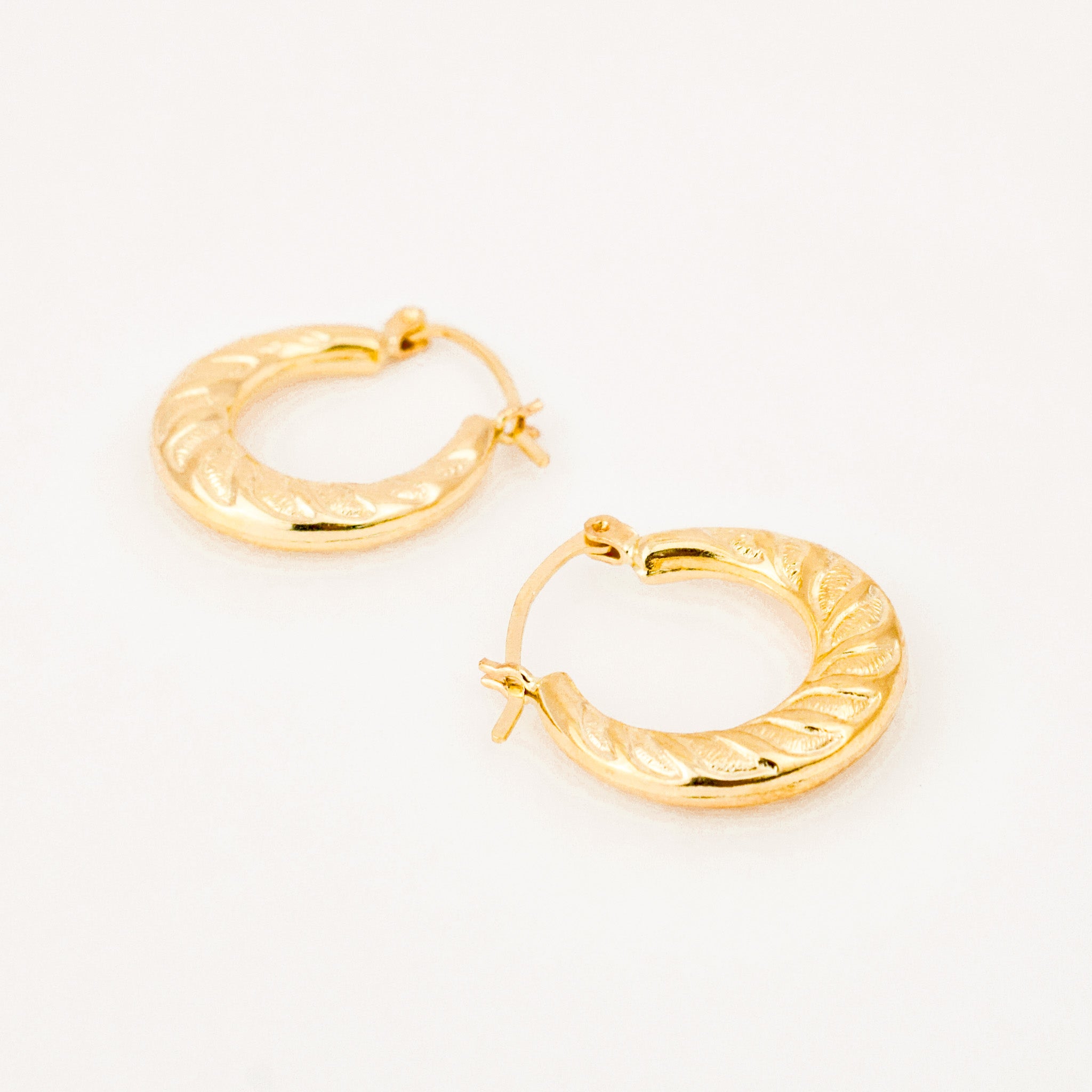 vintage 14k 22mm Rope Detail Hoops