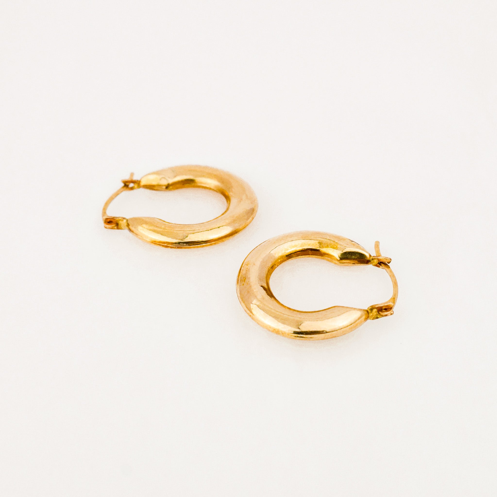 vintage 10k 20mm Sleek Hoops