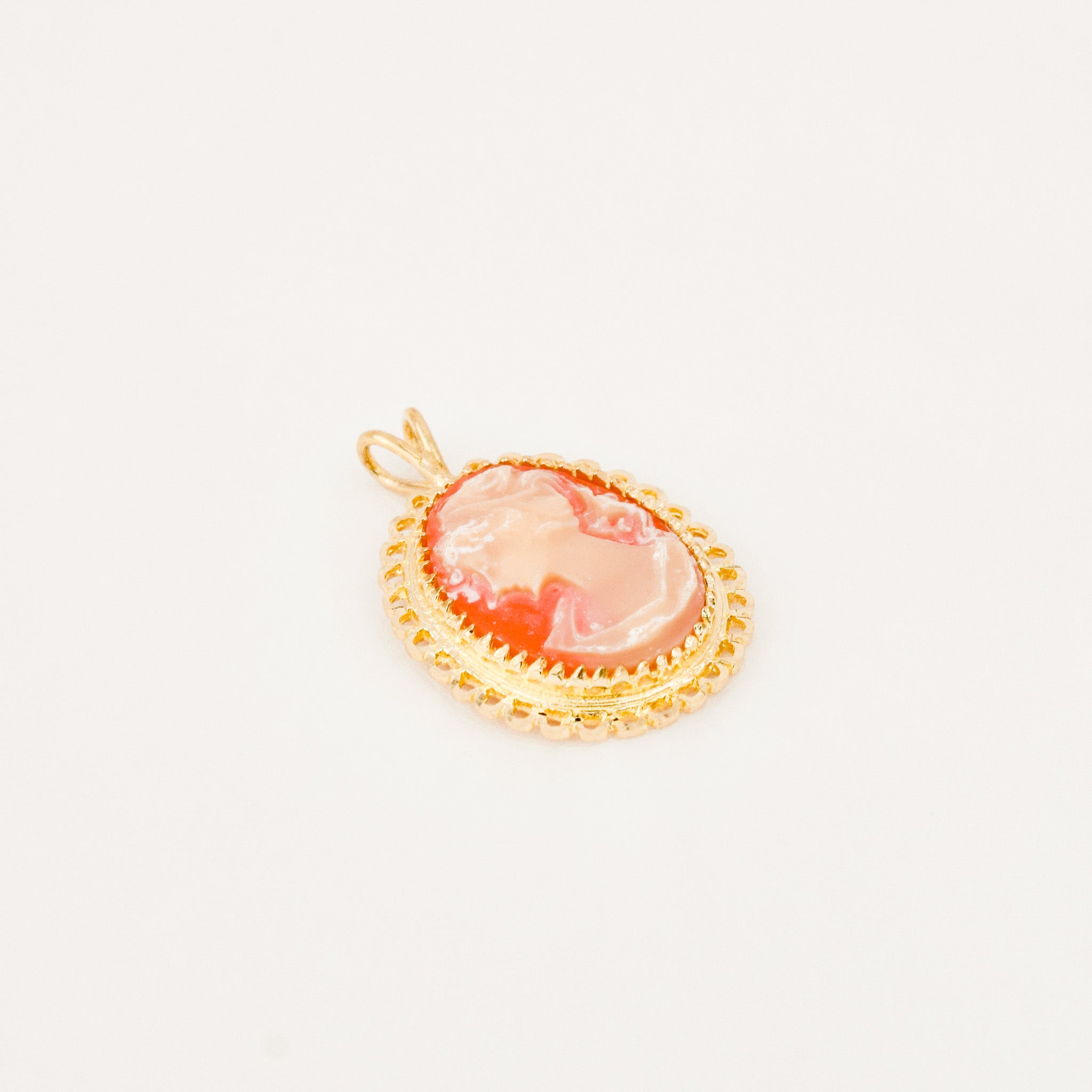 vintage Cameo Pendant