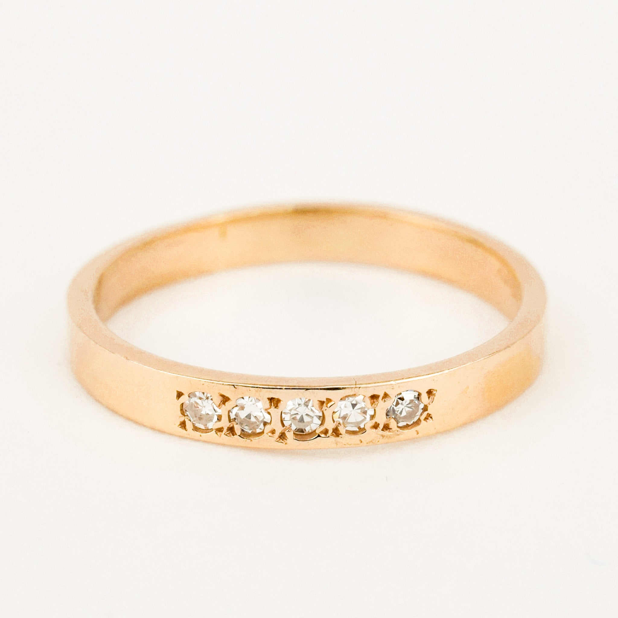 5 Diamond Celebratory Gold Band