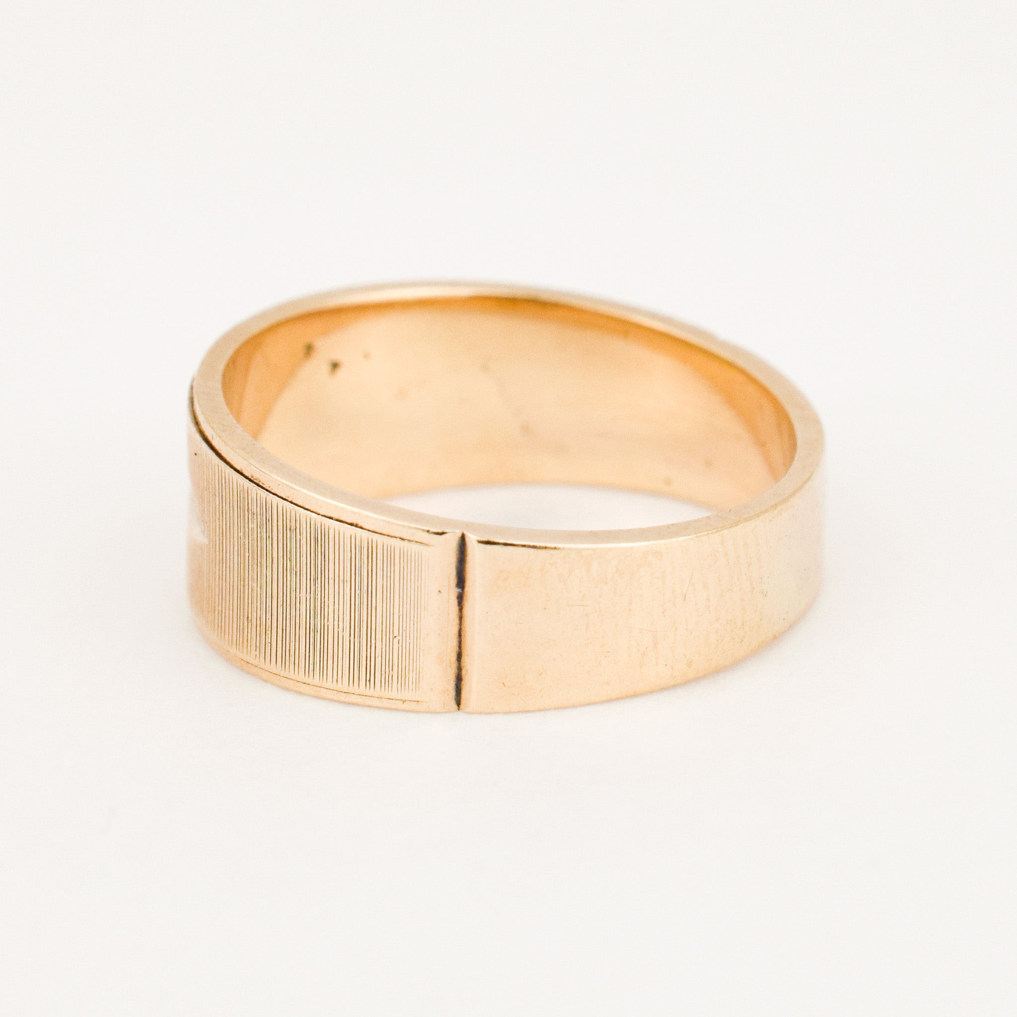 vintage 7.3mm Floral Etched Gold Band