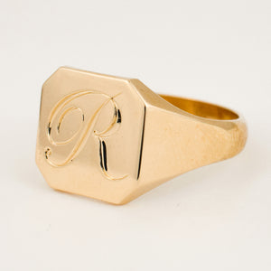 vintage gold 'R' hand engraved Birks signet ring 