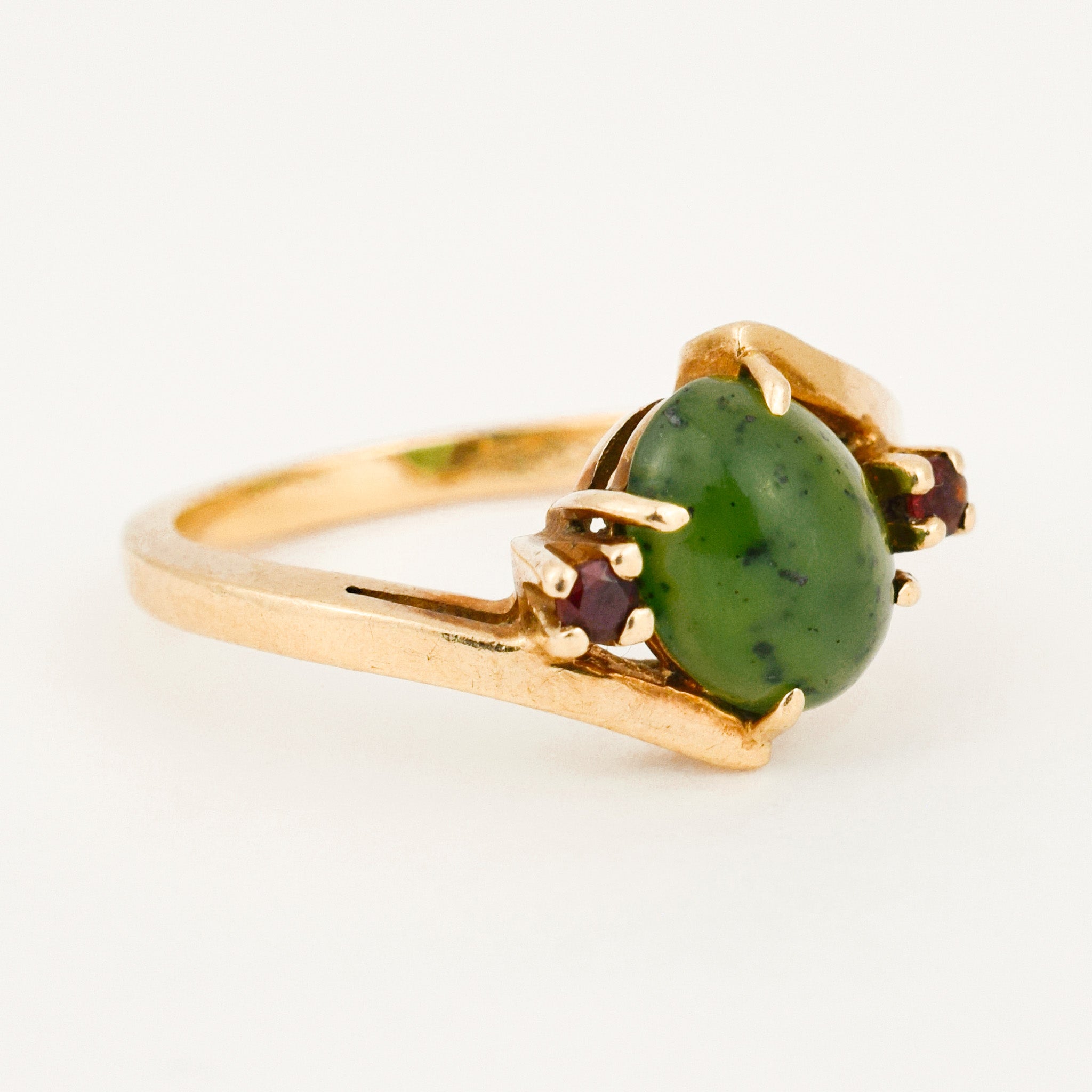 vintage jade and garnet ring