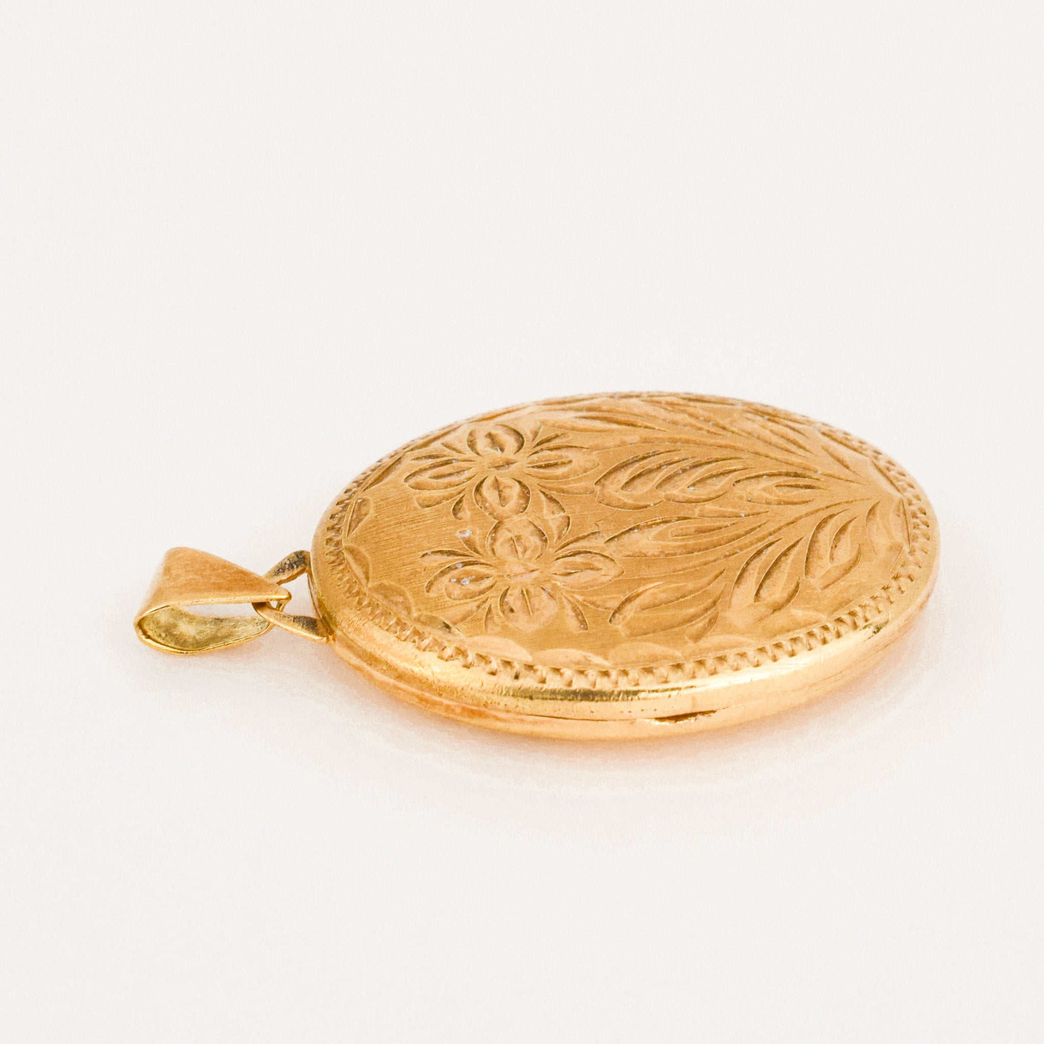 vintage floral locket 