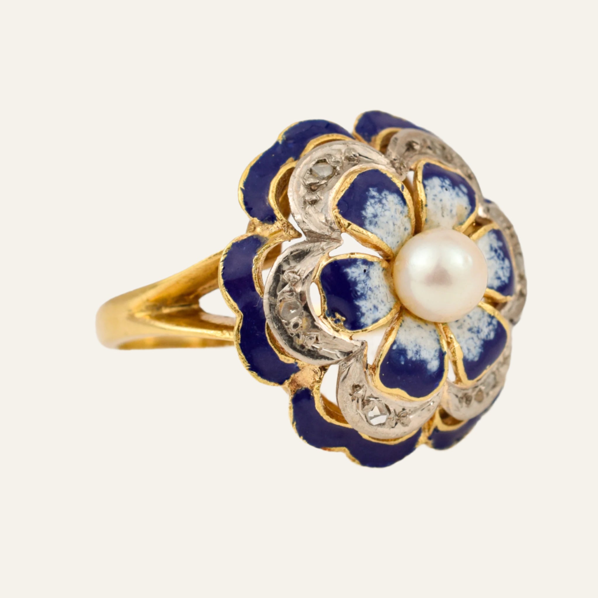 Flower Enamel Diamond and Pearl Ring