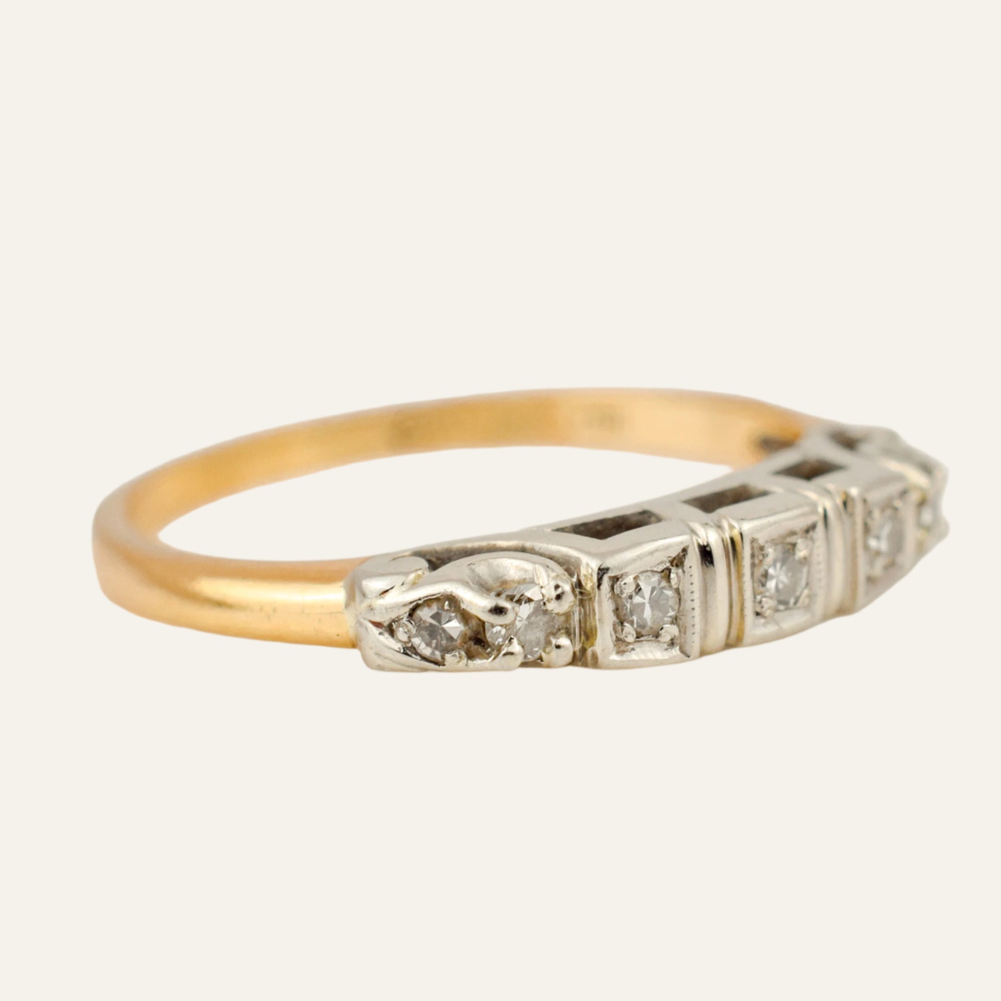 7 Diamond Vintage Gold Band