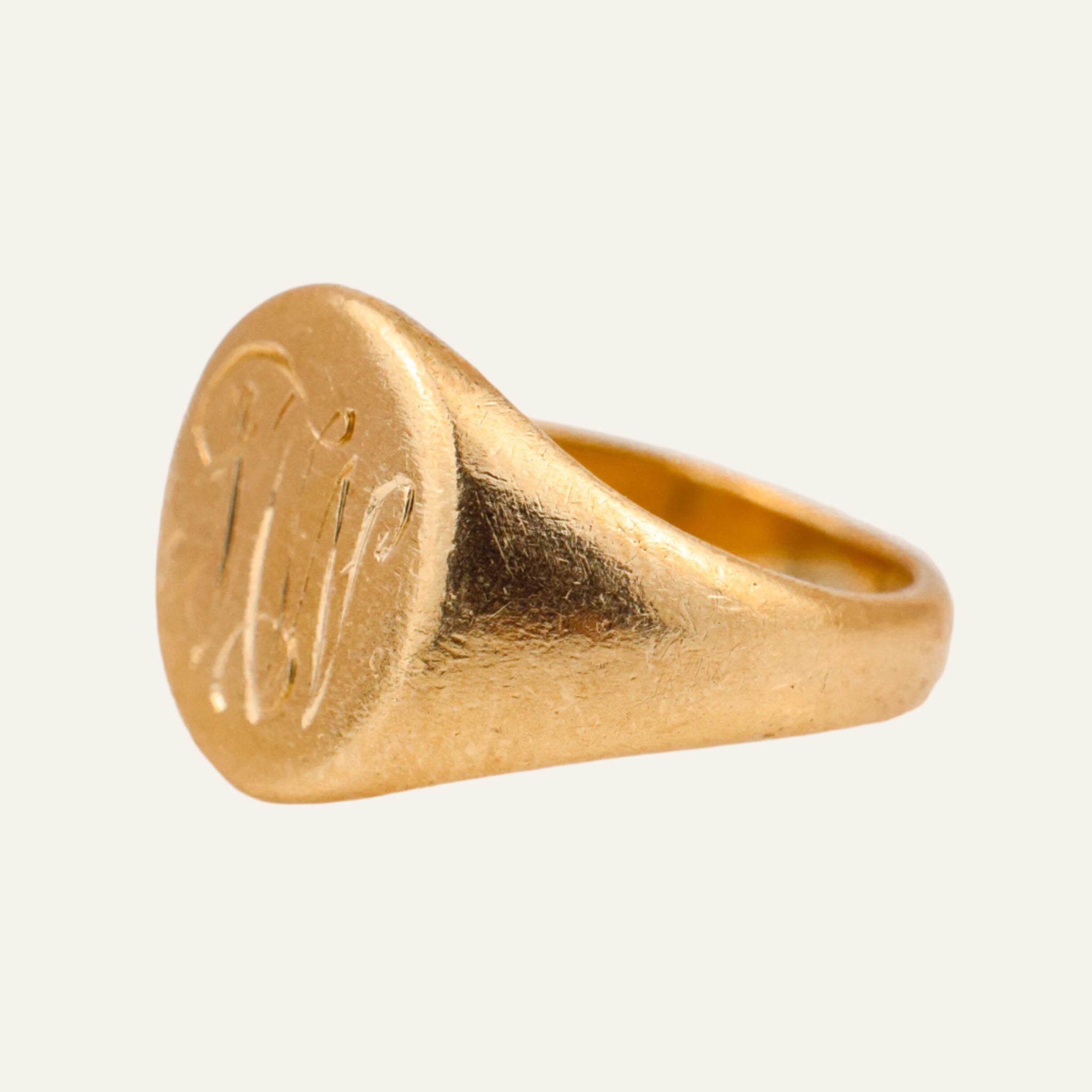 'MW' Signet Ring