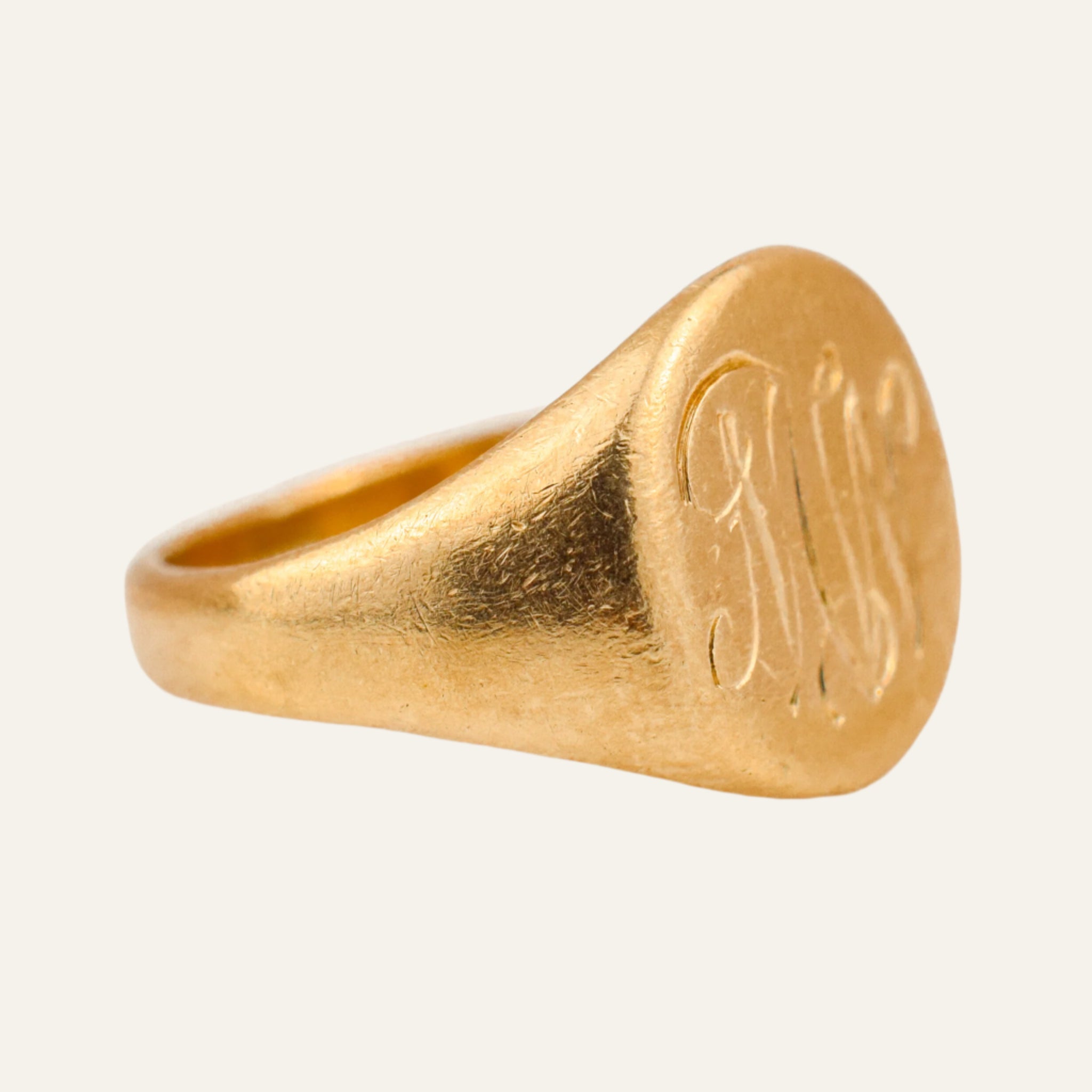 'MW' Signet Ring