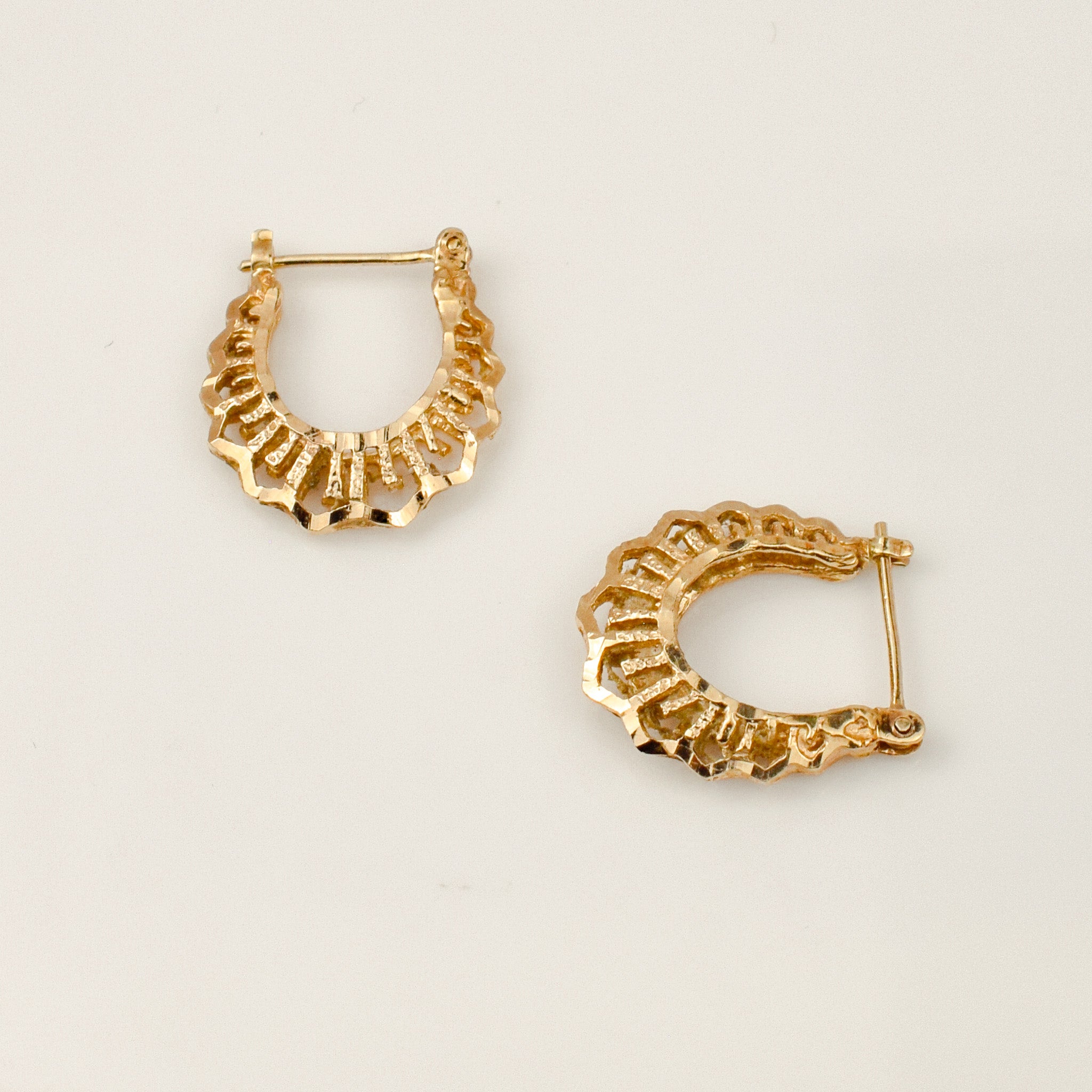 22.1 mm Filigree Hoop Earrings