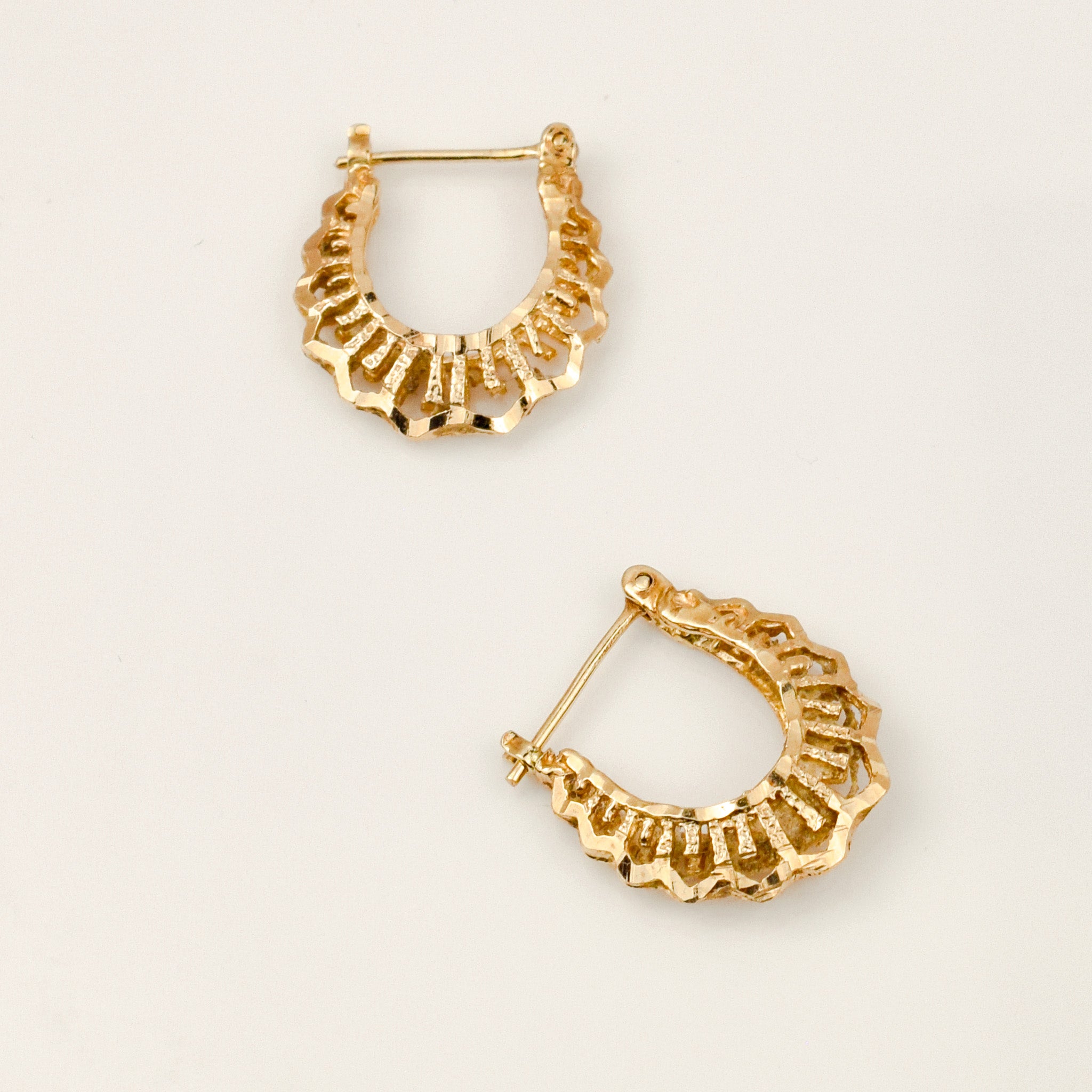 22.1 mm Filigree Hoop Earrings