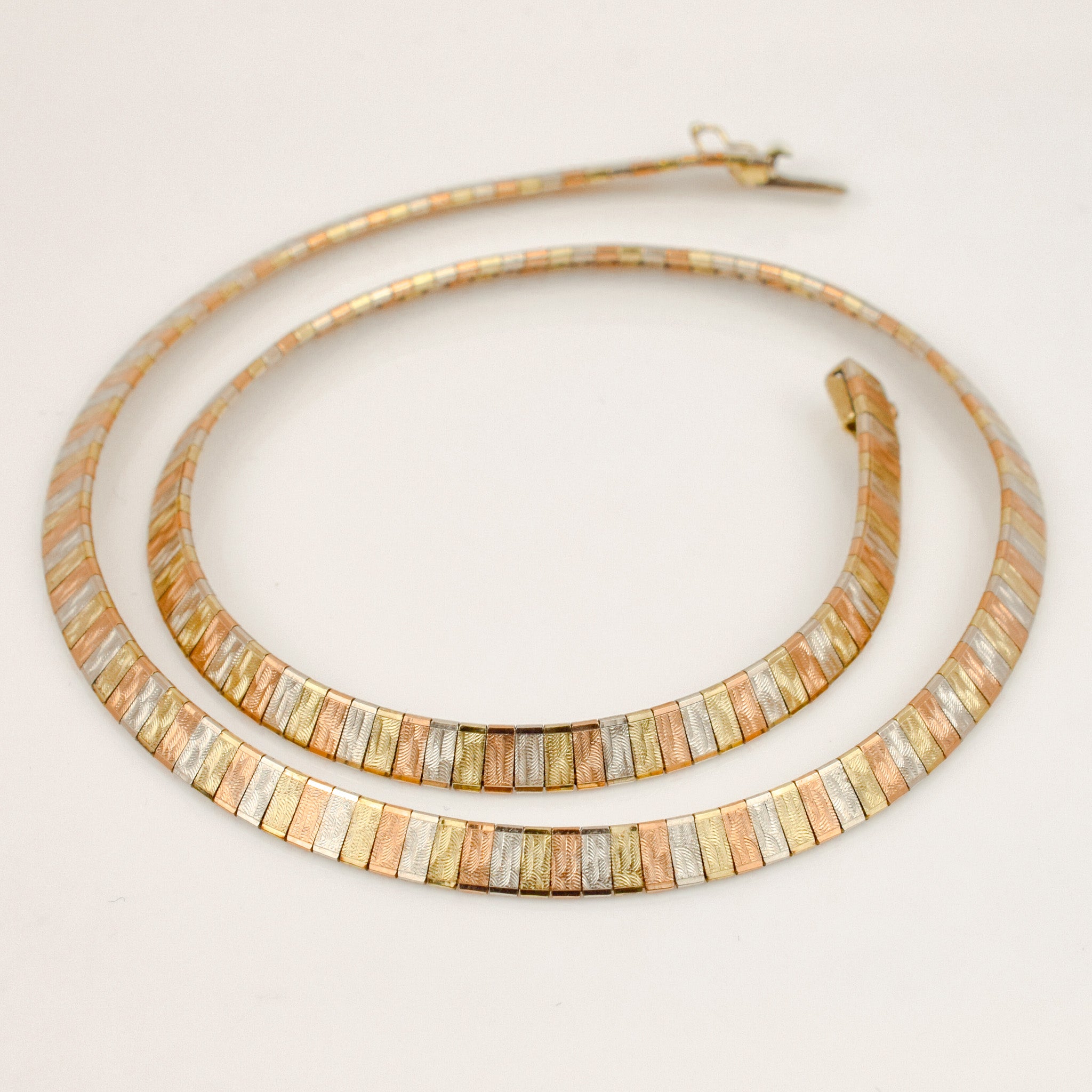 16" Tri-Tone Collar Necklace