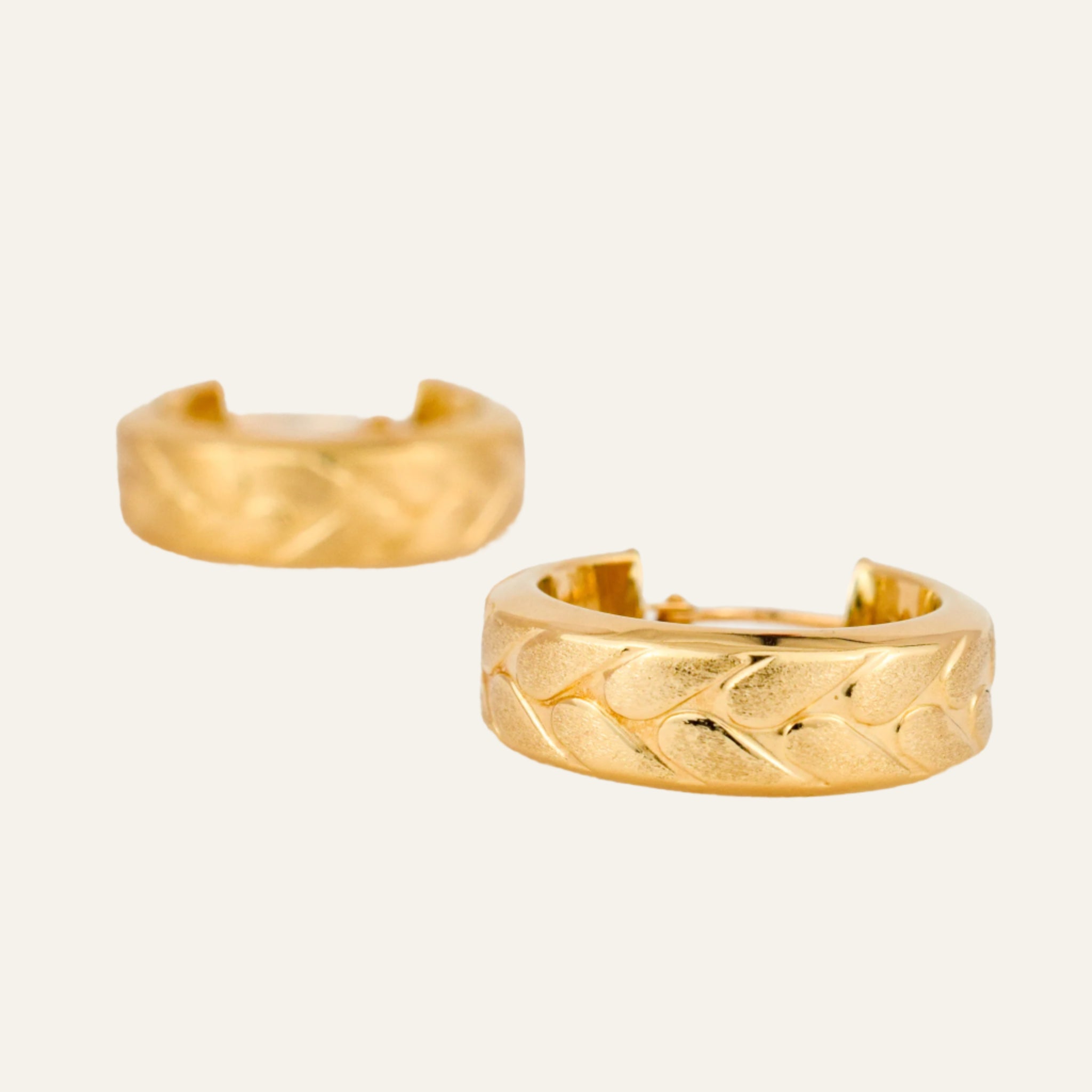 20 mm Brushed Leaf Motif Gold Hoop Earrings