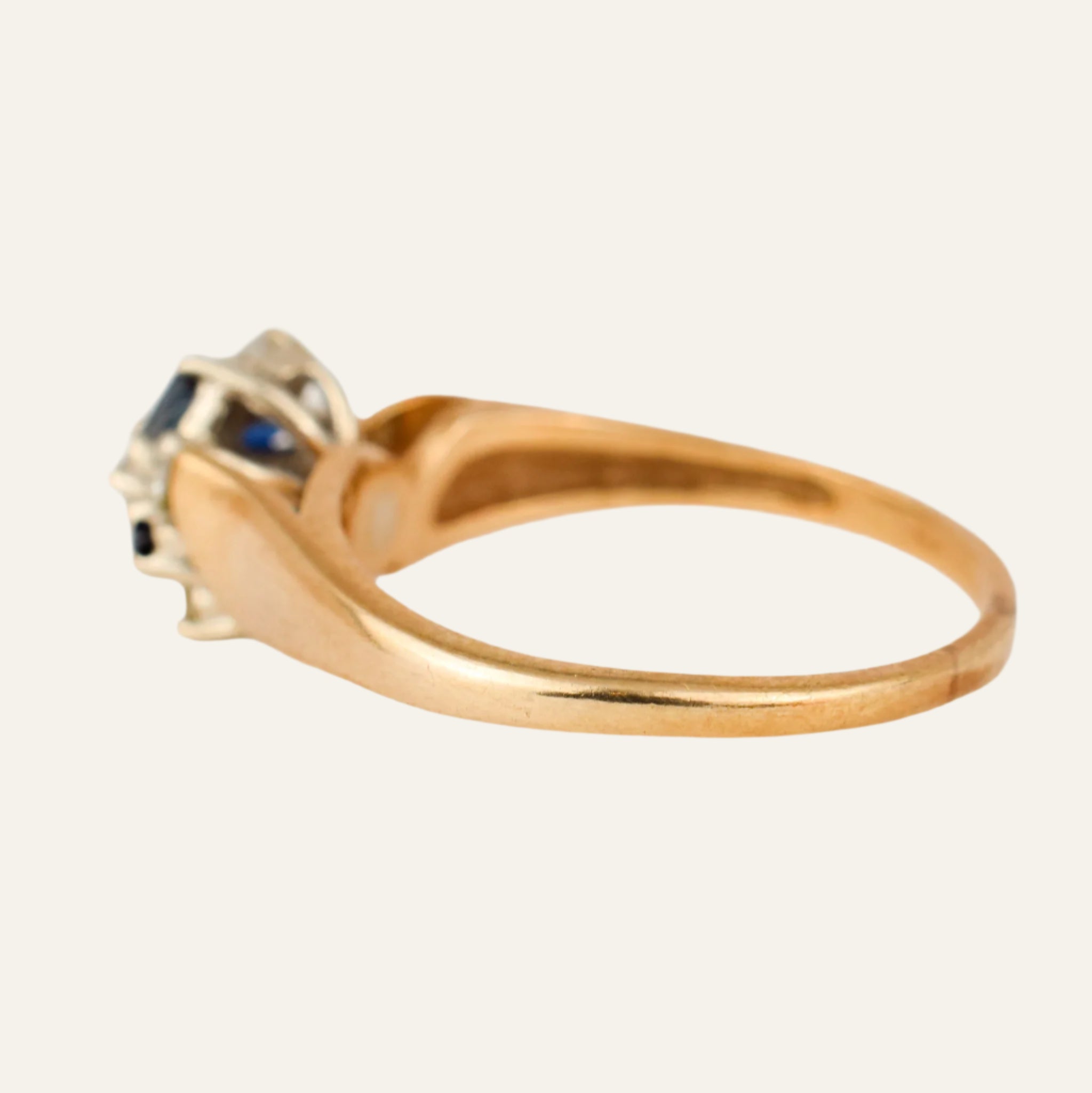 Sapphire and Diamond Cluster Ring