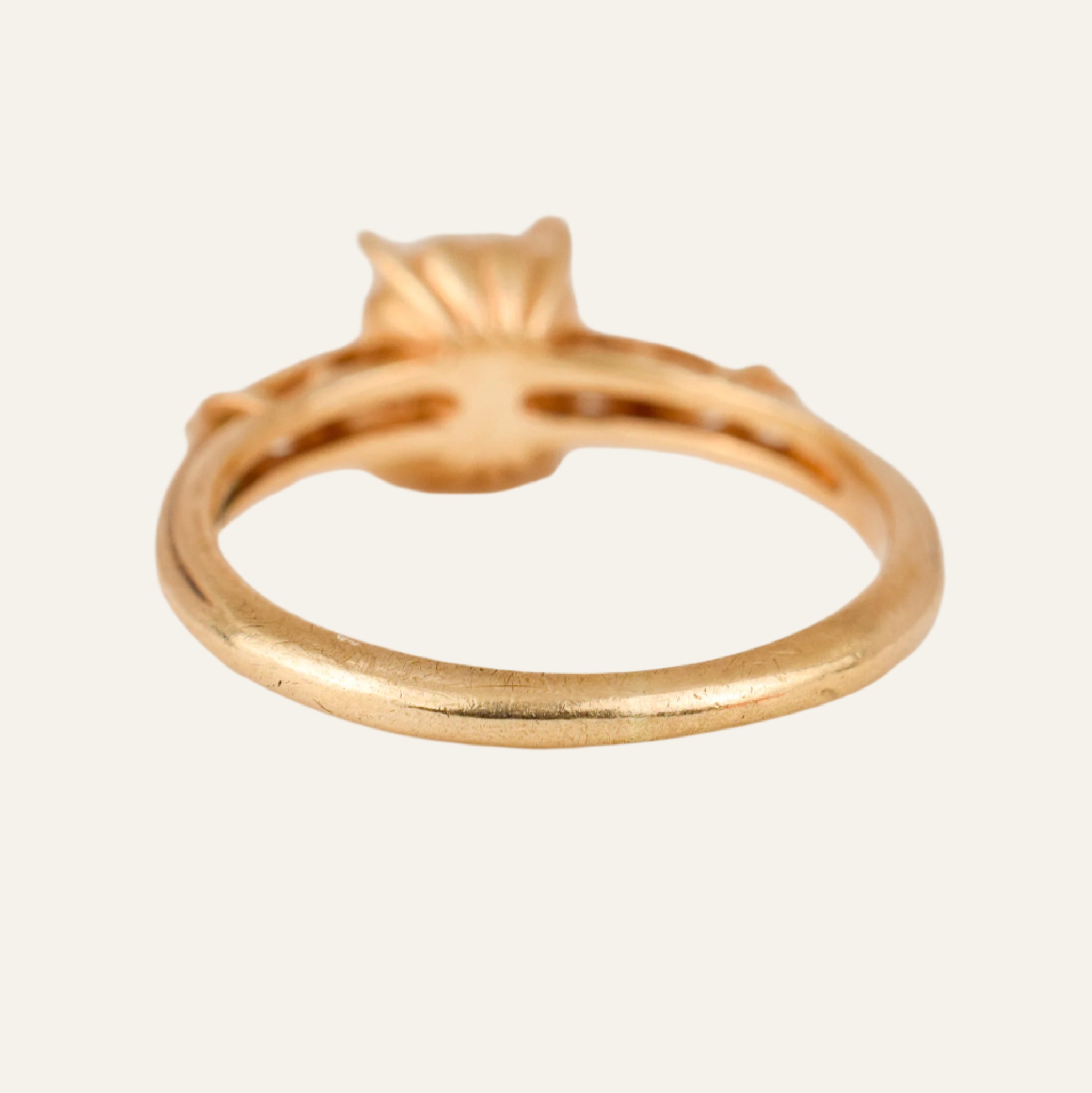 Solitaire Pearl Ring