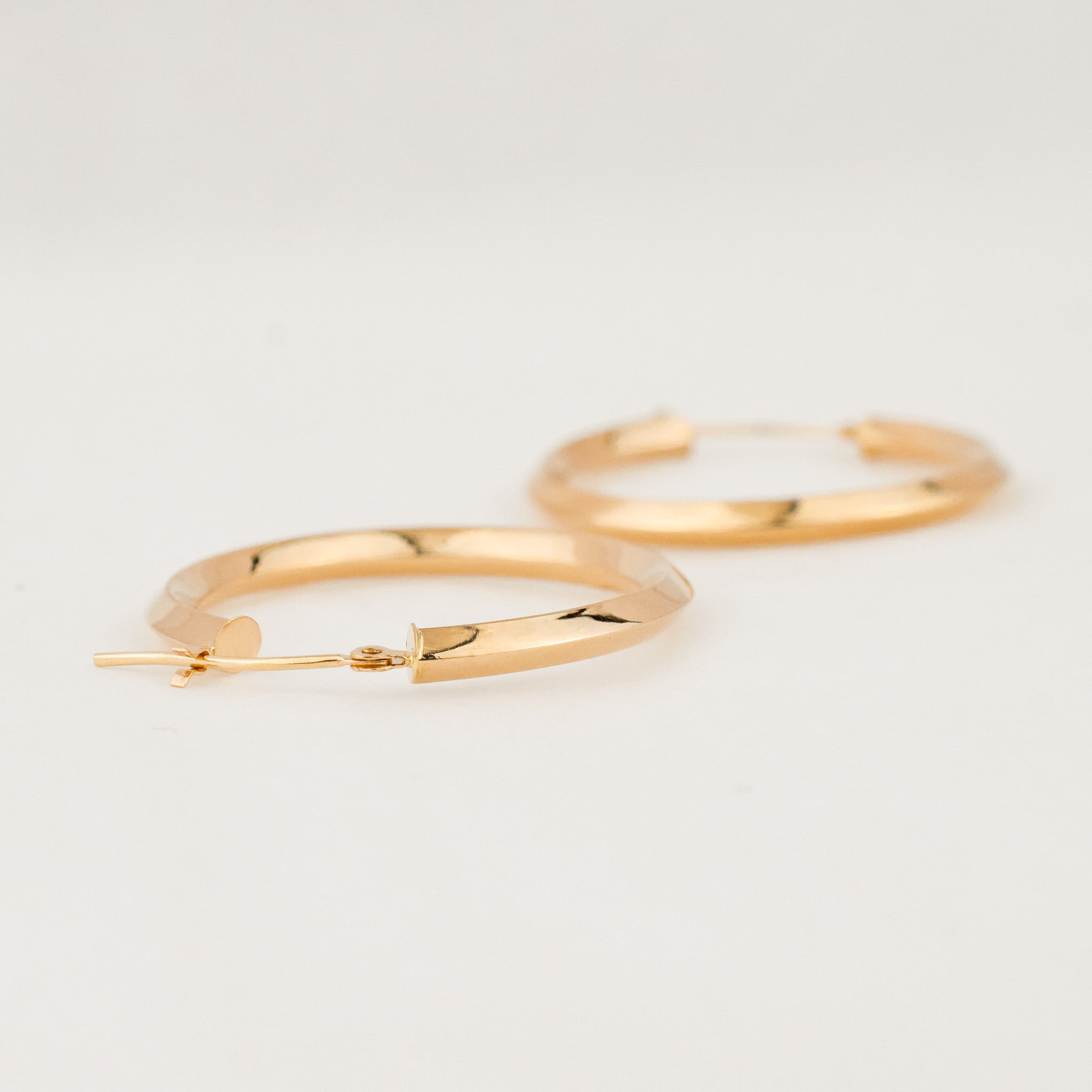 30 mm Knife Edge Gold Hoop Earrings