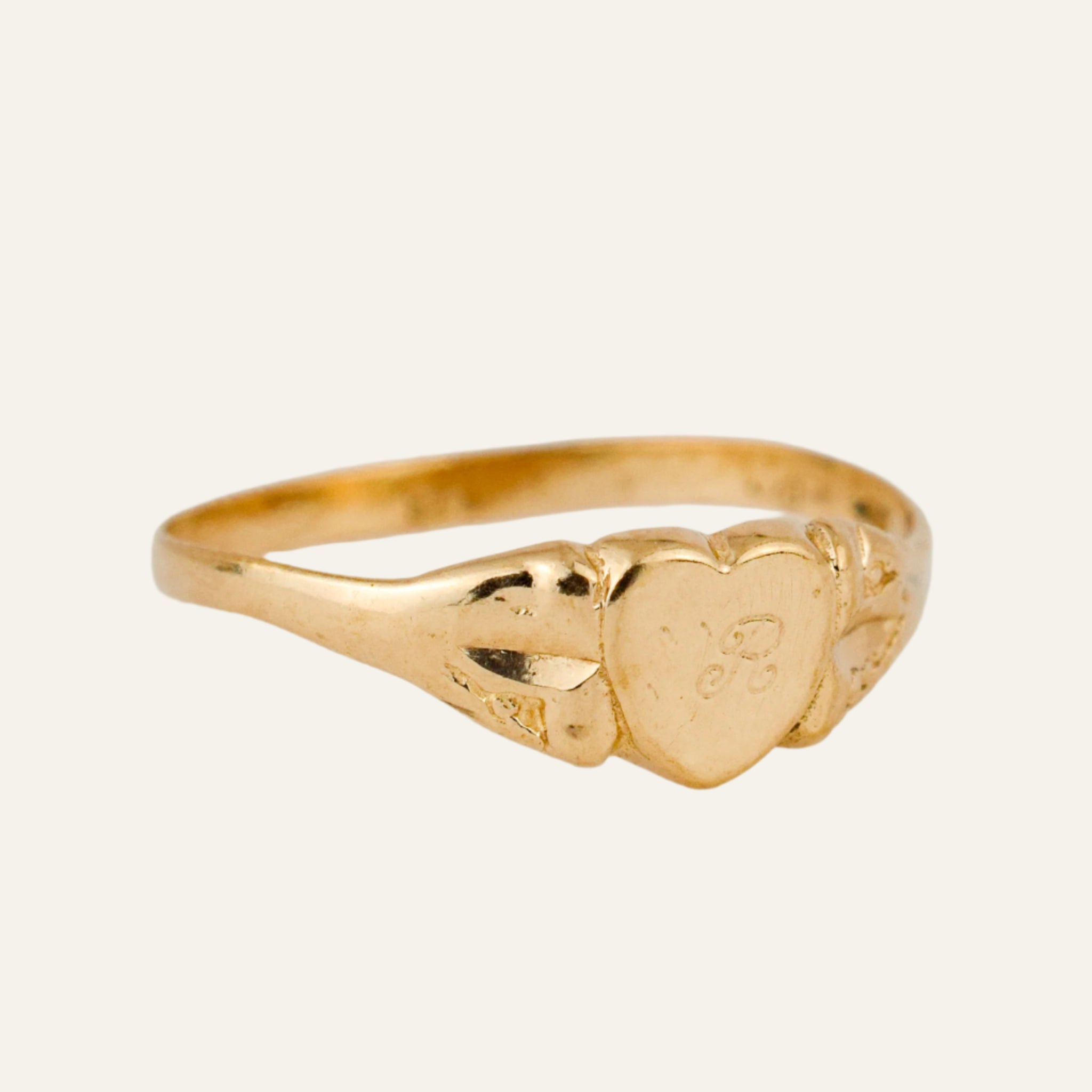 'R' Heart Signet Ring